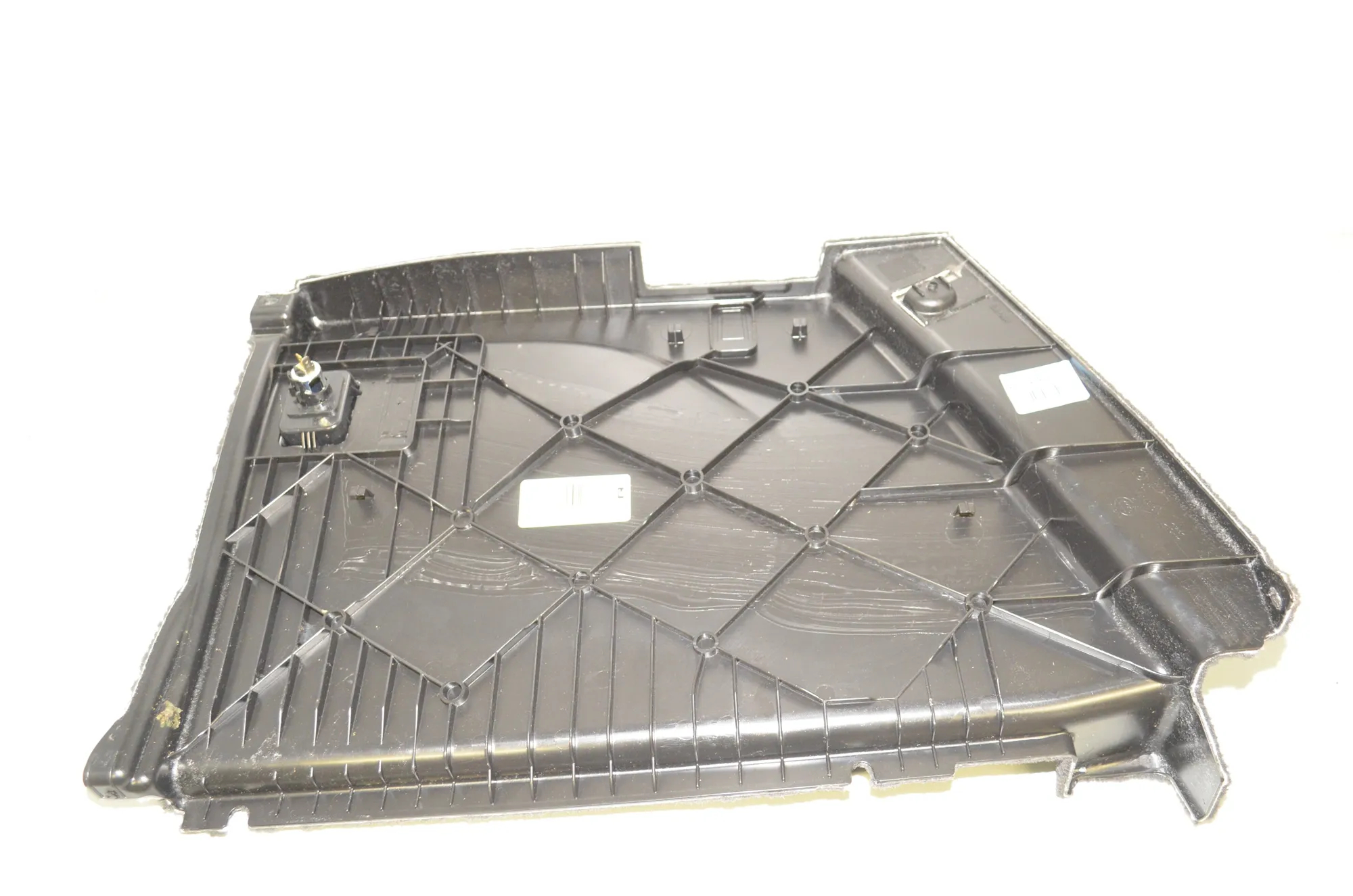 Right Side Trunk Trim – OEM 7326702 · BMW X5 (F15, F85) xDrive 30 d 2015 – 3