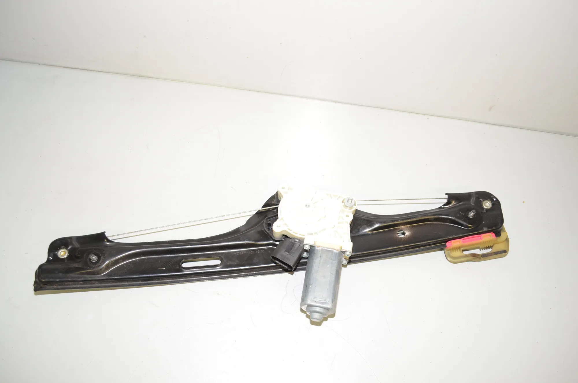 Rear Left Door Window Regulator – OEM 7291951 · BMW X5 (F15, F85) xDrive 30 d 2015 – 4
