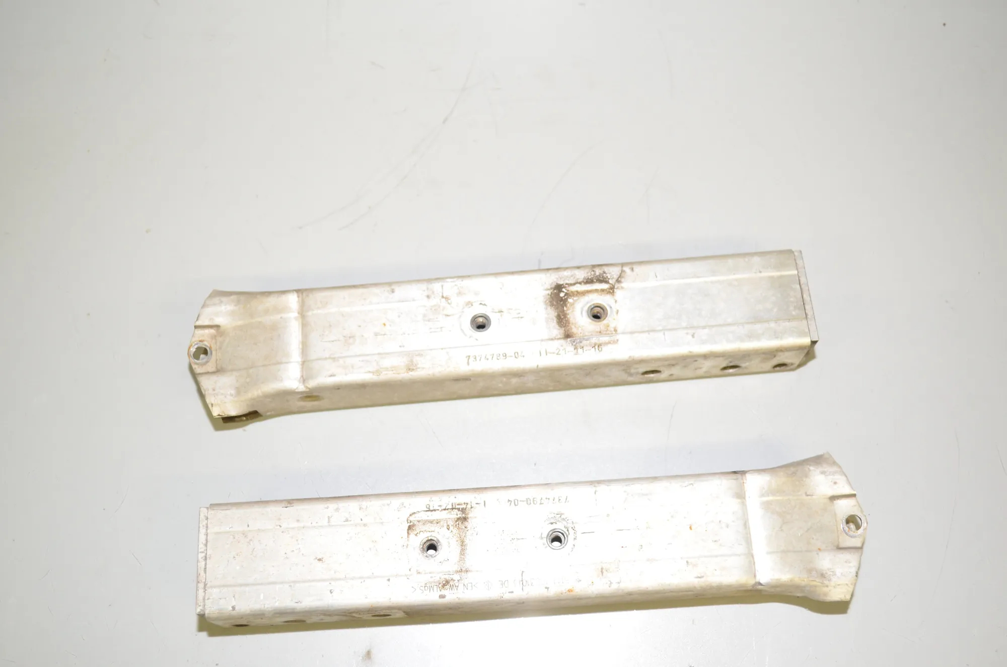 Bracket – OEM 7374790 · BMW X1 (F48) xDrive 20 d 2016 – 3