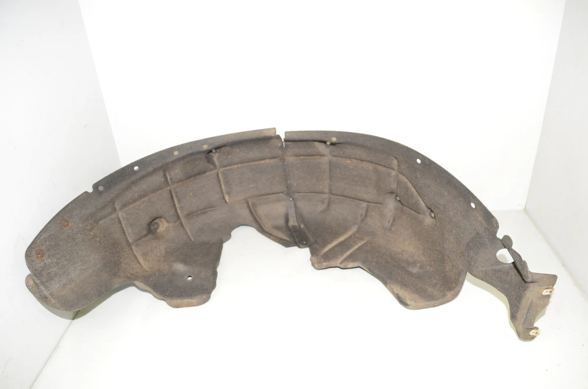 Rear Right Arch Liner – OEM 7346042 · BMW X1 (F48) xDrive 20 d 2016