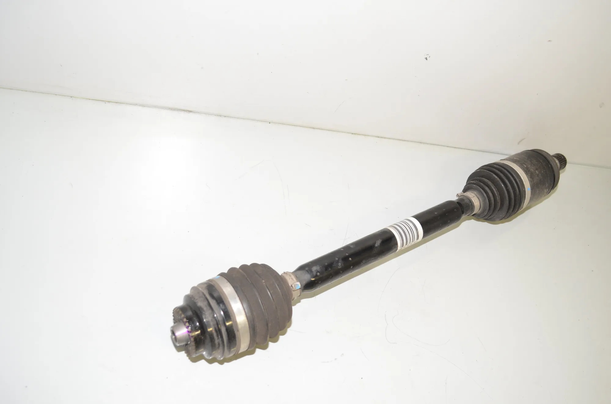 Rear Left Driveshaft – OEM 7641213 · BMW i3 (I01) Electric 2019 – 2