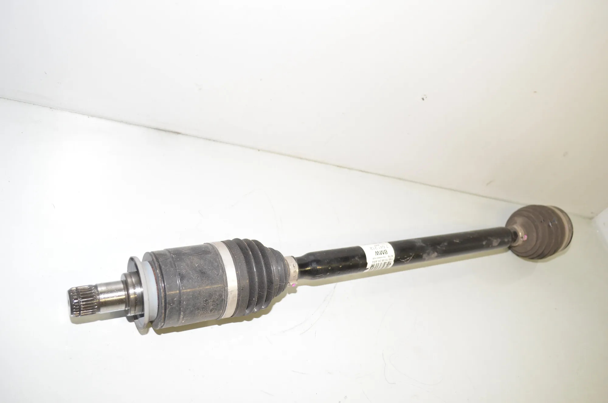 Rear Right Driveshaft – OEM 7641212 · BMW i3 (I01) Electric 2019 – 2