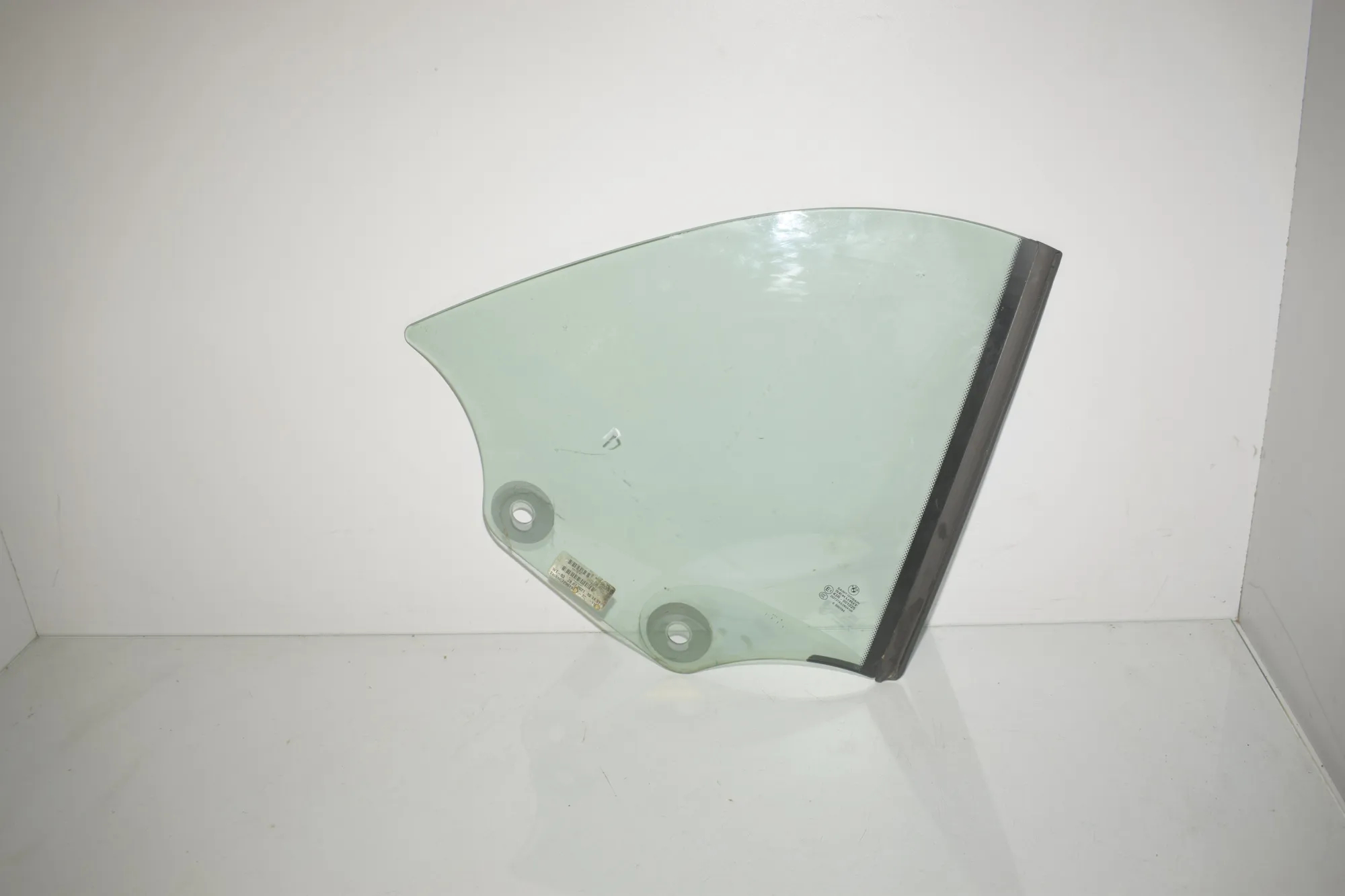 Rear Right Quarter Window – OEM 7290494 · BMW 2 Cabrio (F23) 220 i 2017
