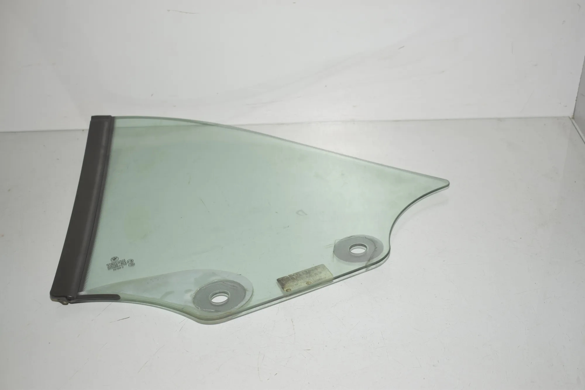 Rear Right Quarter Window – OEM 7290494 · BMW 2 Cabrio (F23) 220 i 2017 – 5