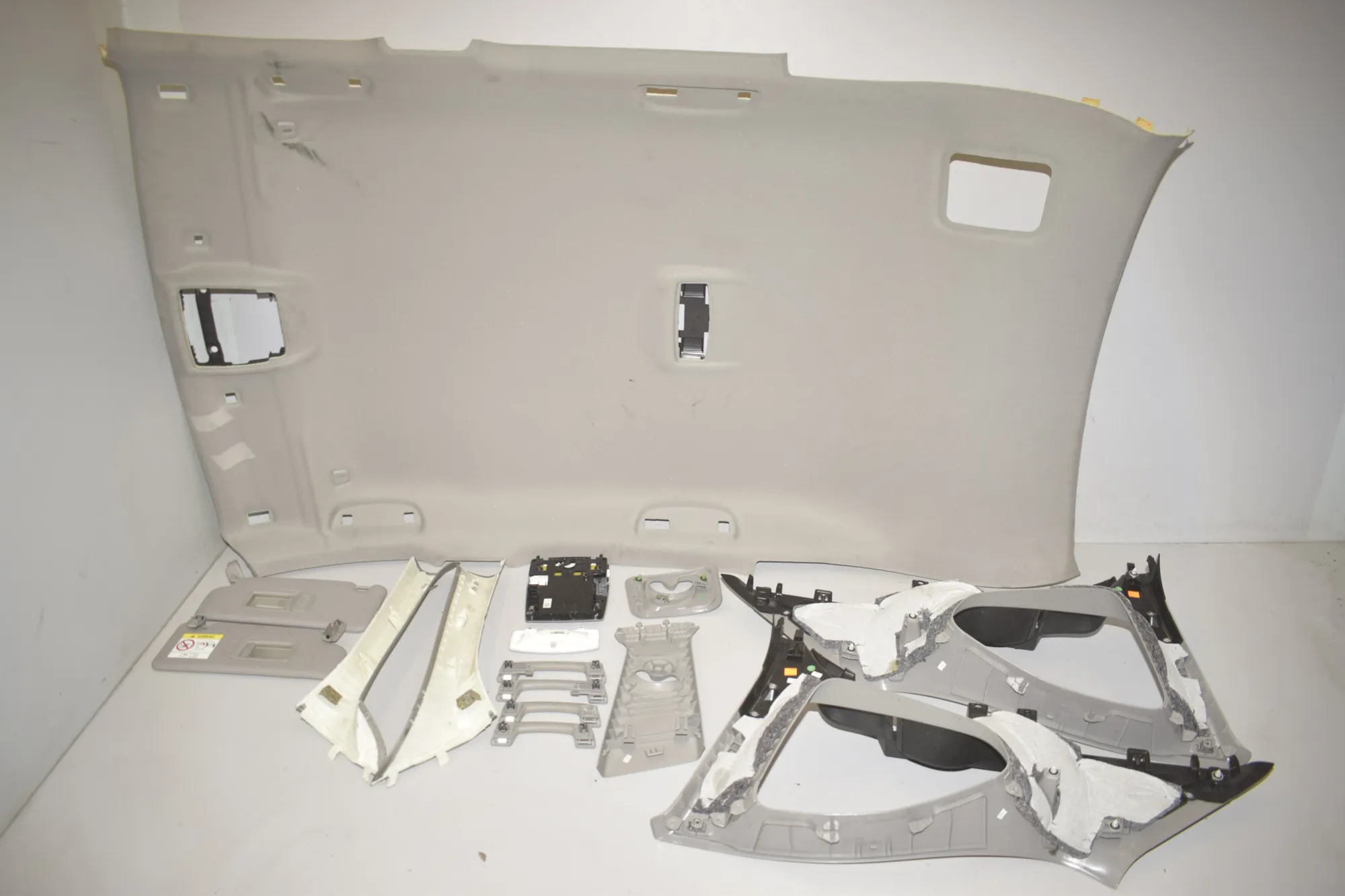 Roof Headliner Set – OEM 9219498 · BMW X1 (F48) xDrive 20 d 2016 – 6