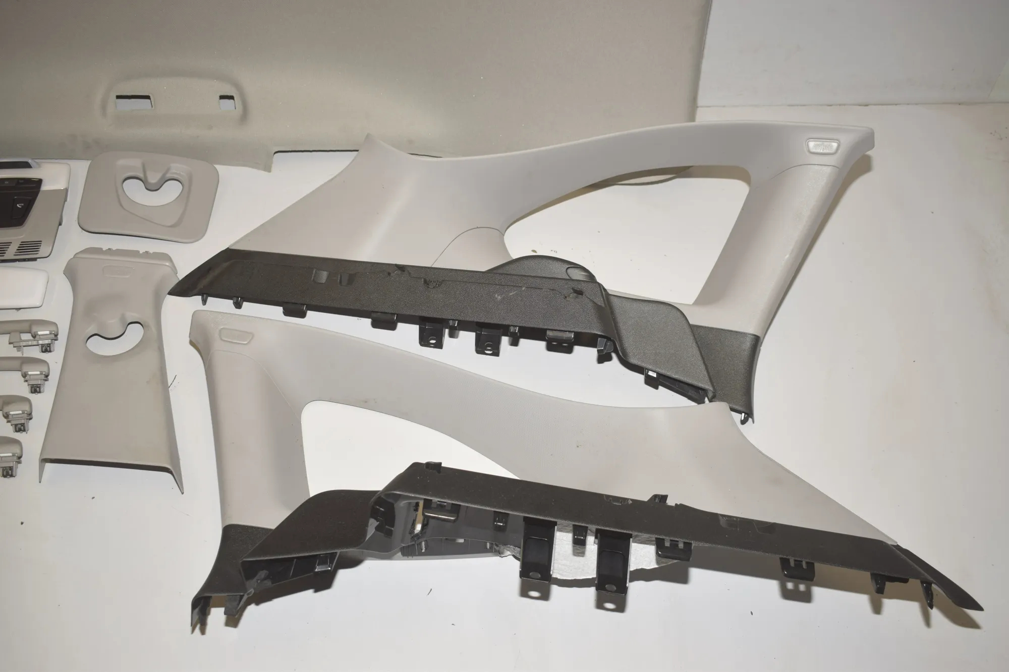 Roof Headliner Set – OEM 9219498 · BMW X1 (F48) xDrive 20 d 2016 – 5