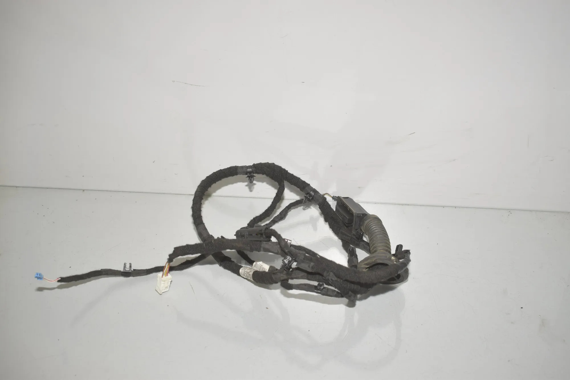 Rear Left Door Wiring – OEM 5A4EED8 · BMW i4 (G26) BMW i4 (G26) eDrive40 2023 – 4