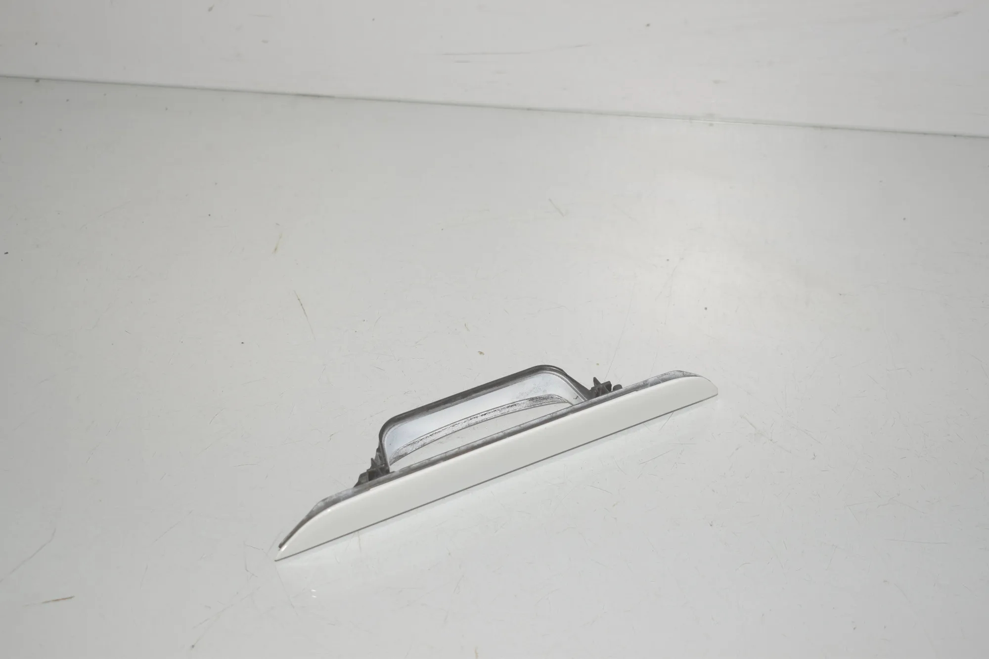 Front Left Door Exterior Handle – OEM 5A70F33 · BMW i4 (G26) BMW i4 (G26) eDrive40 2022 – 3