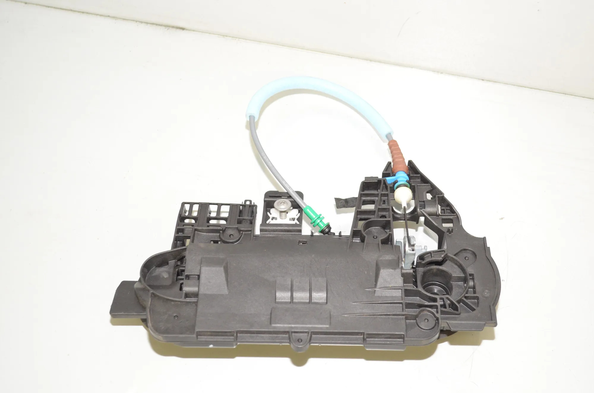 Front Left Door Interior Handle Frame – OEM 5A68F01 · BMW 4 Gran Coupe (G26) BMW 4 Gran Coupe (G26) 430 d Mild-Hybrid xDrive 2023