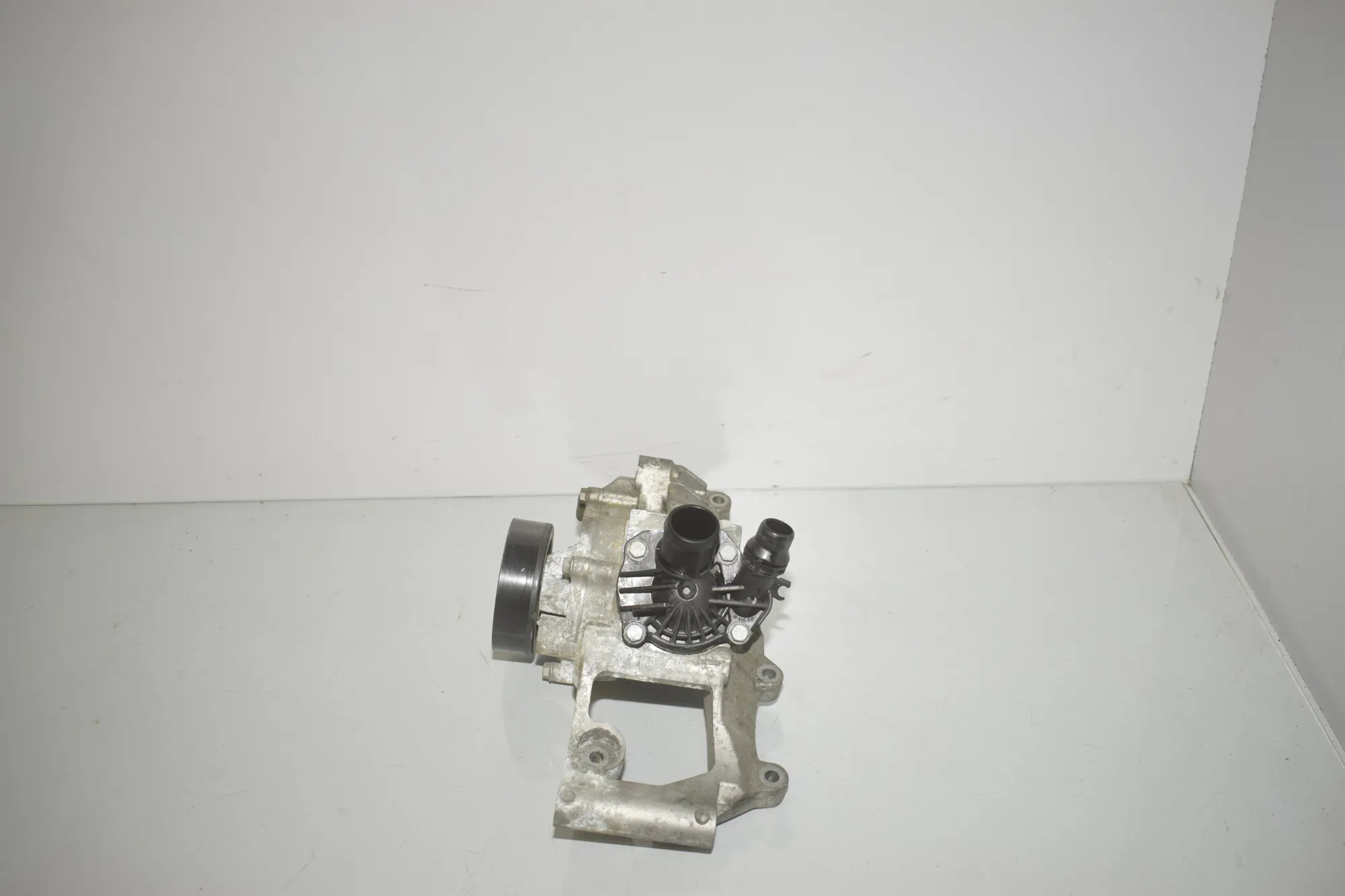 Water Pump – OEM 8575850 · BMW X1 (F48) xDrive 20 d 2016 – 2