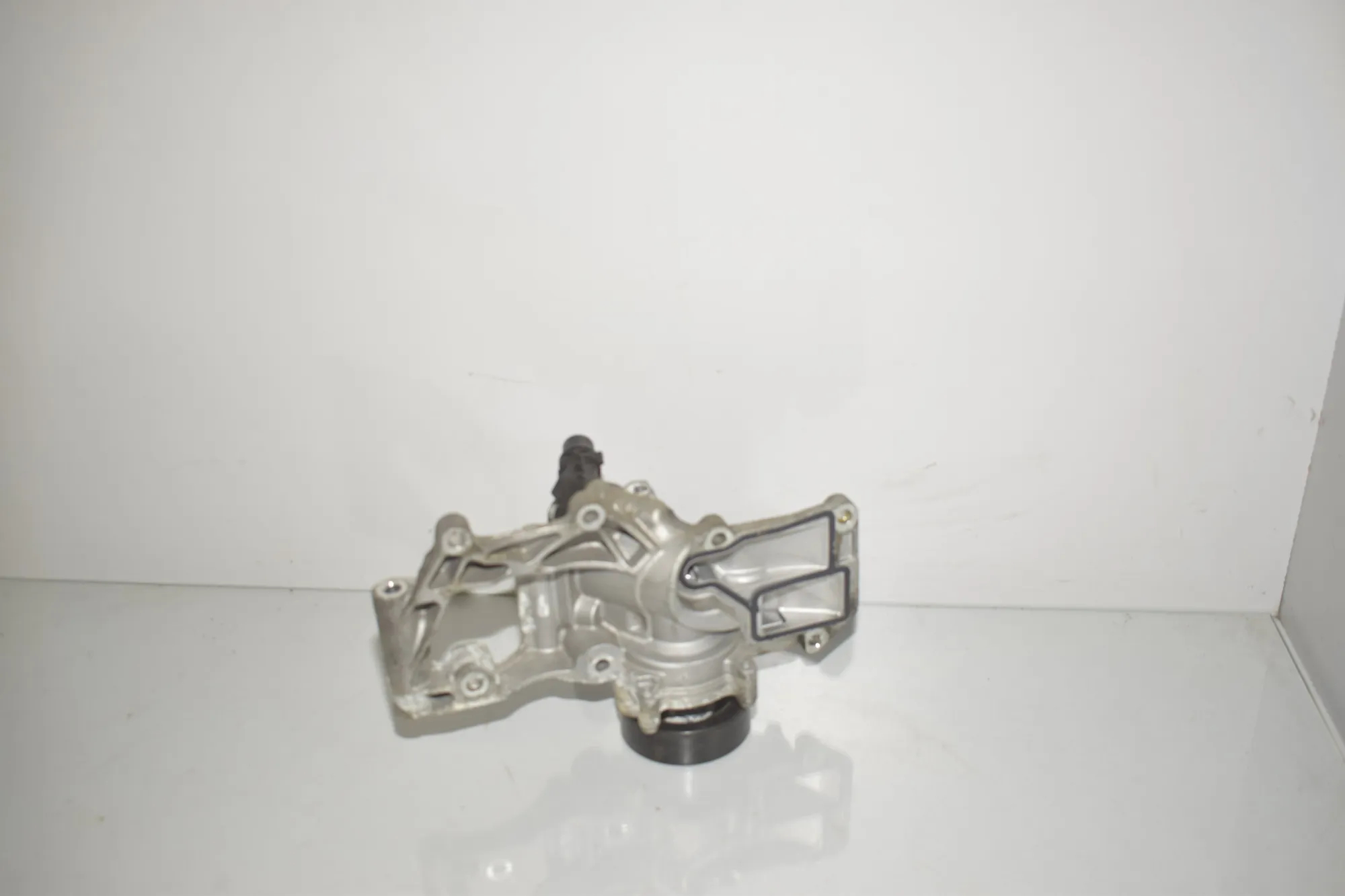 Water Pump – OEM 8575850 · BMW X1 (F48) xDrive 20 d 2016 – 4