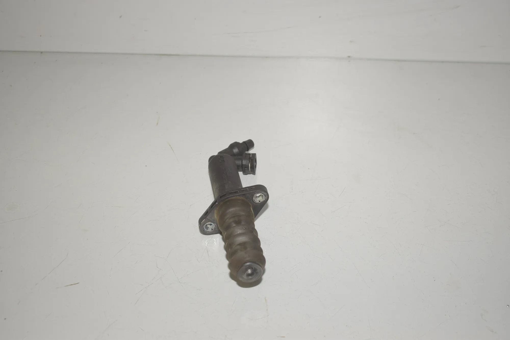 Clutch Cylinder – OEM 6854659 · BMW X1 (F48) xDrive 20 d 2016 – 2