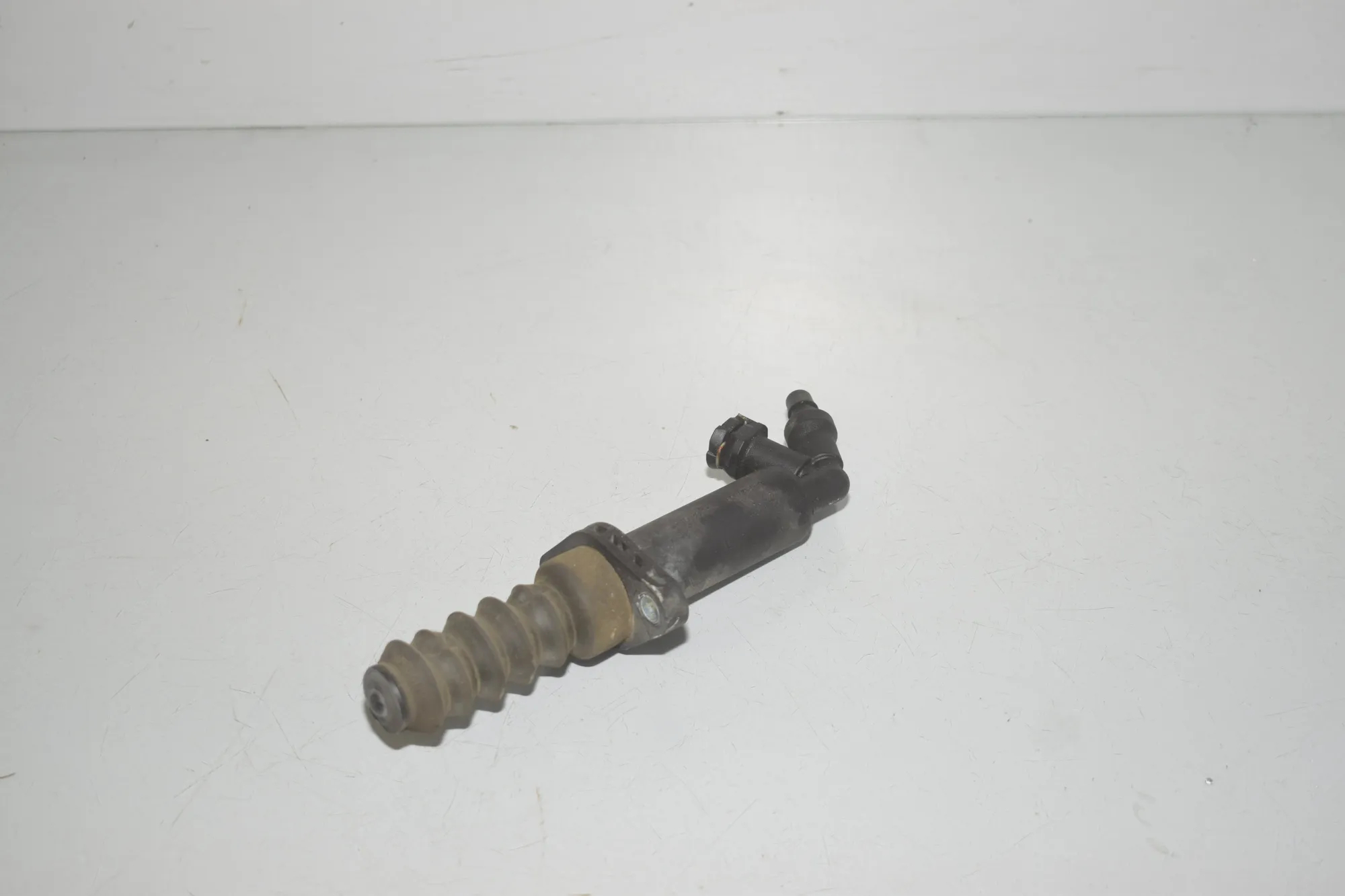 Clutch Cylinder – OEM 6854659 · BMW X1 (F48) xDrive 20 d 2016 – 3