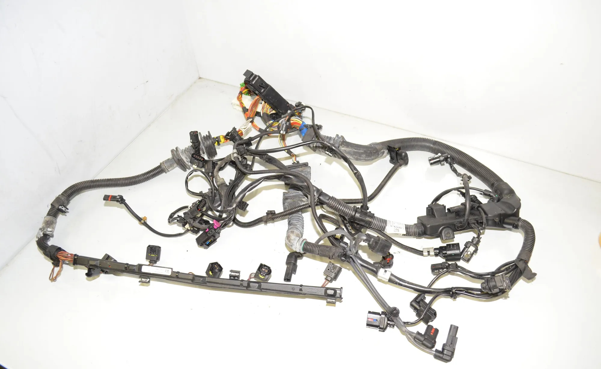 Engine Cable Harness – OEM 8515440 · BMW X5 (F15, F85) xDrive 30 d 2015