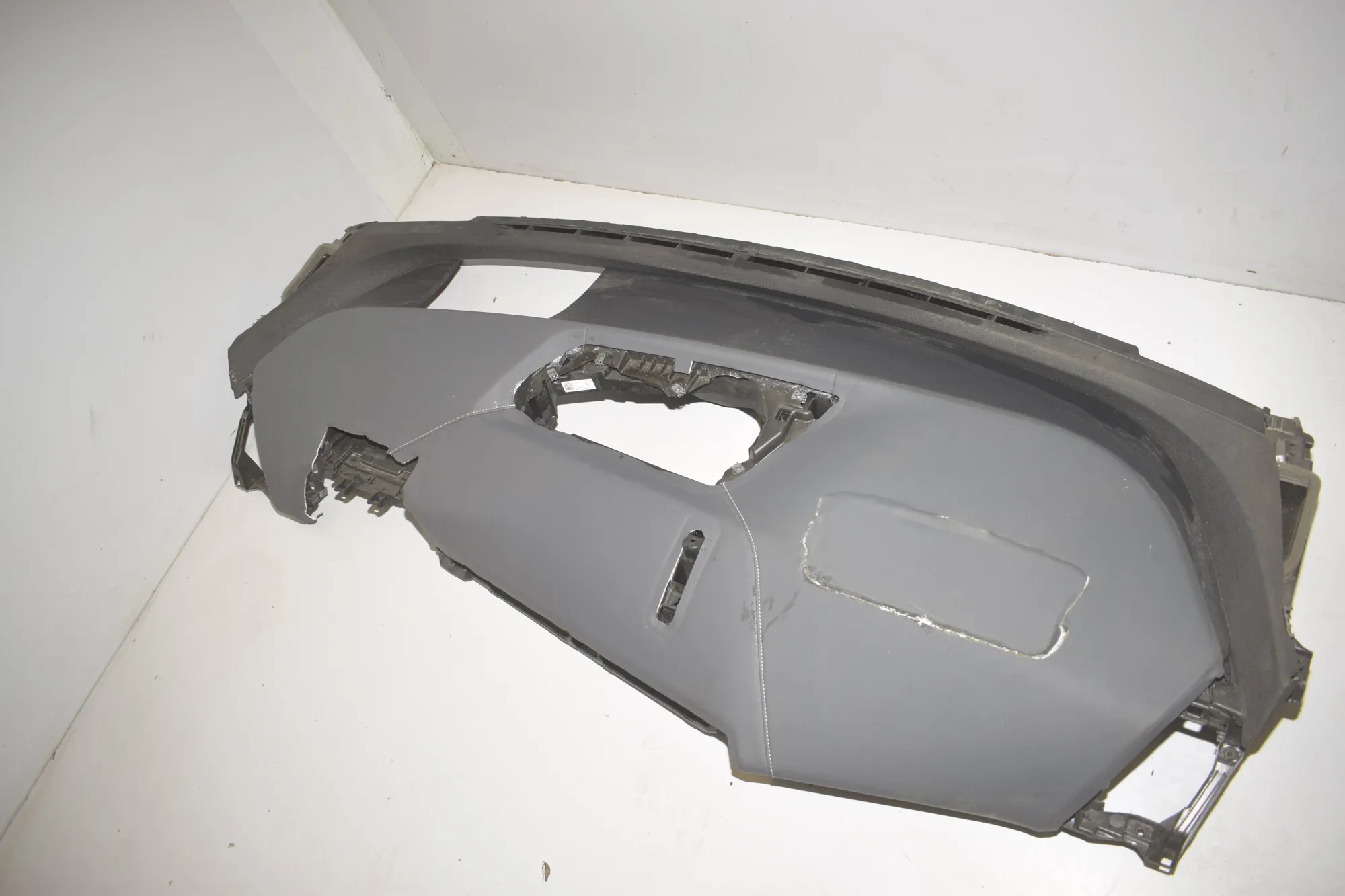 Dashboard – OEM 9631810 · BMW iX (I20) BMW iX (I20) xDrive 40 2022 – 5
