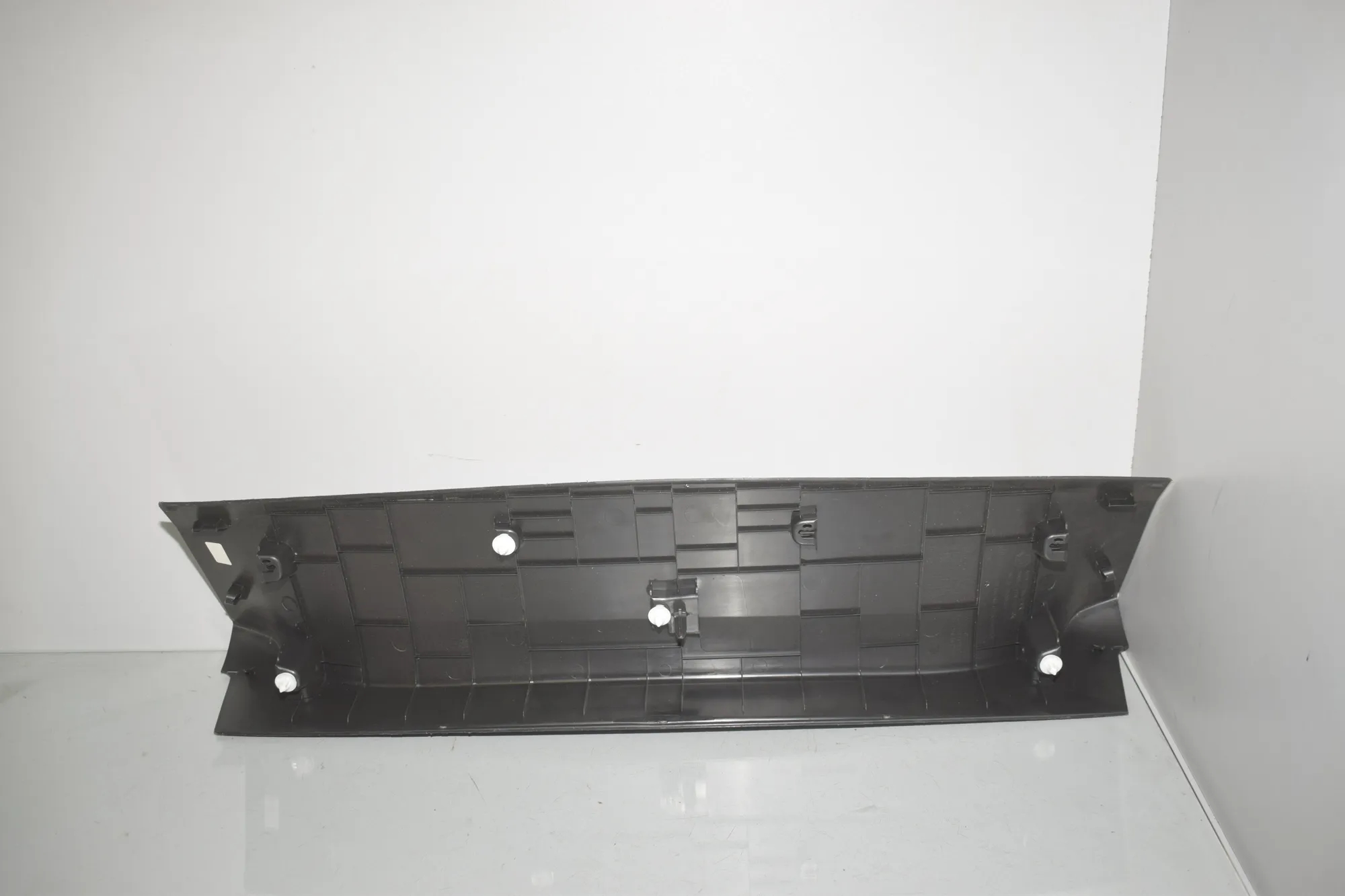Trunk Boot Trim – OEM 7954139 · BMW iX (I20) BMW iX (I20) xDrive 40 2022 – 2