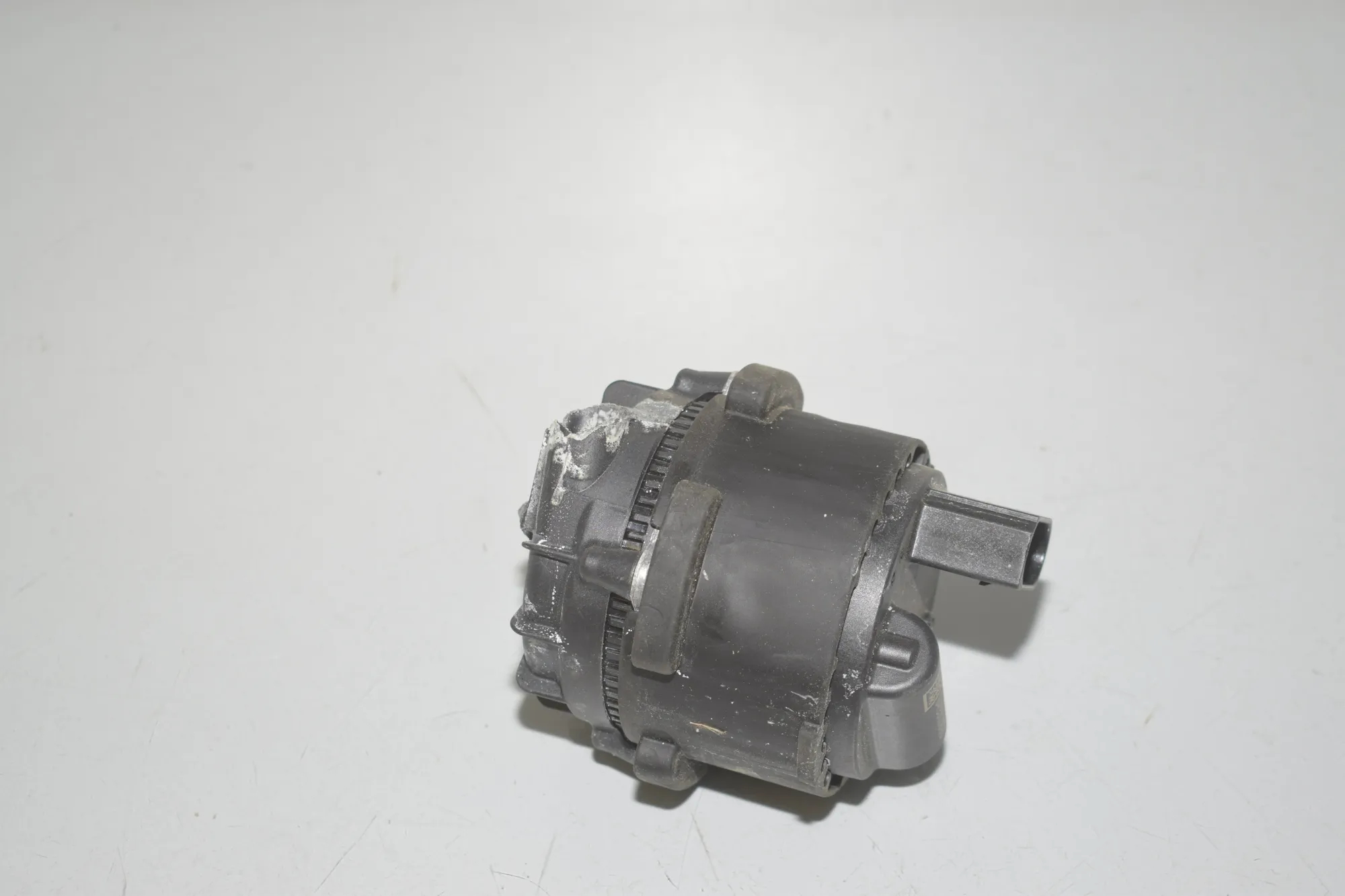 Auxiliary Water Pump – OEM 9455039 · BMW iX (I20) BMW iX (I20) xDrive 40 2022
