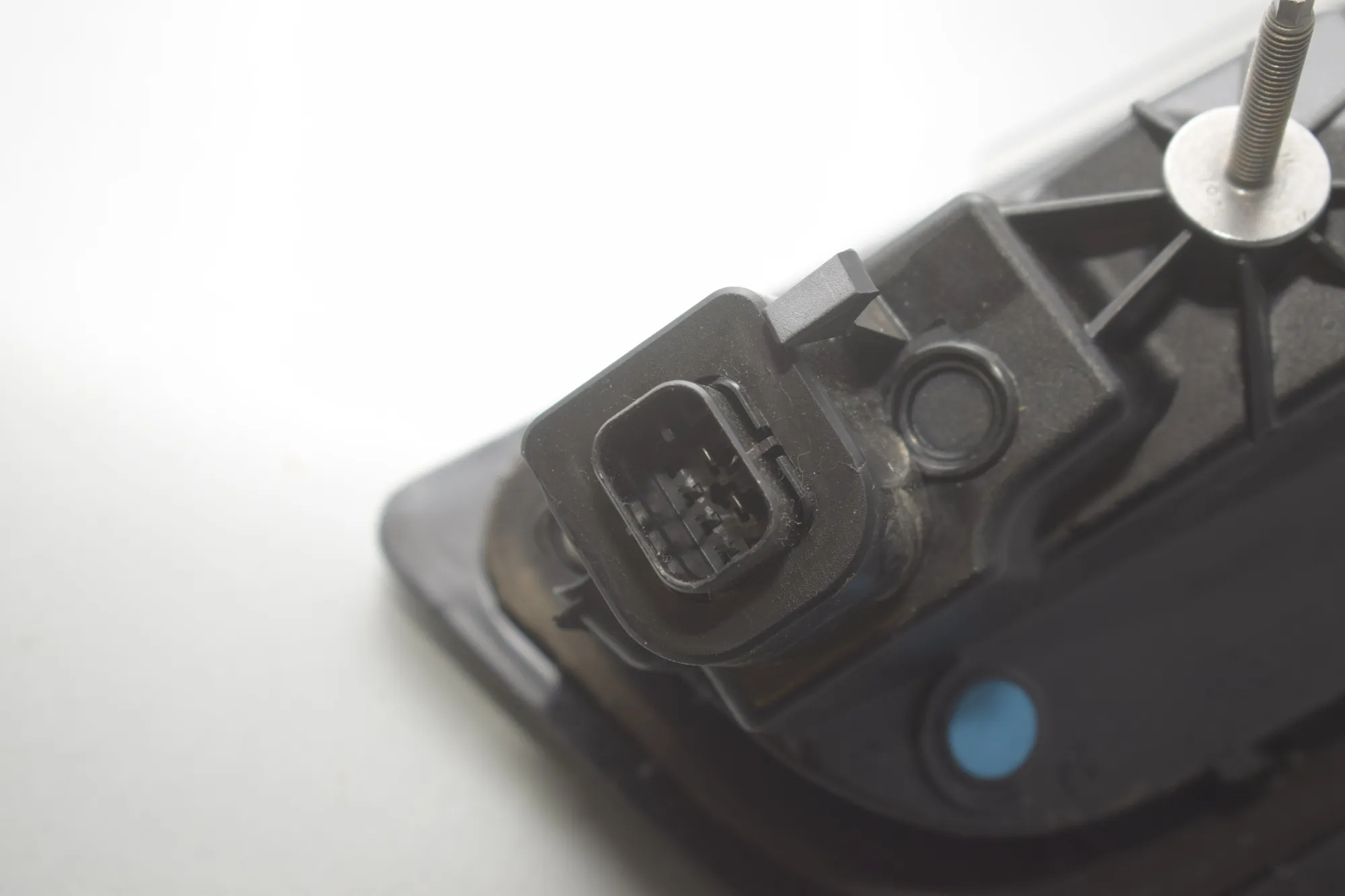 Rear Right Fog Light – OEM 7953792 · BMW iX (I20) BMW iX (I20) xDrive 40 2022 – 4