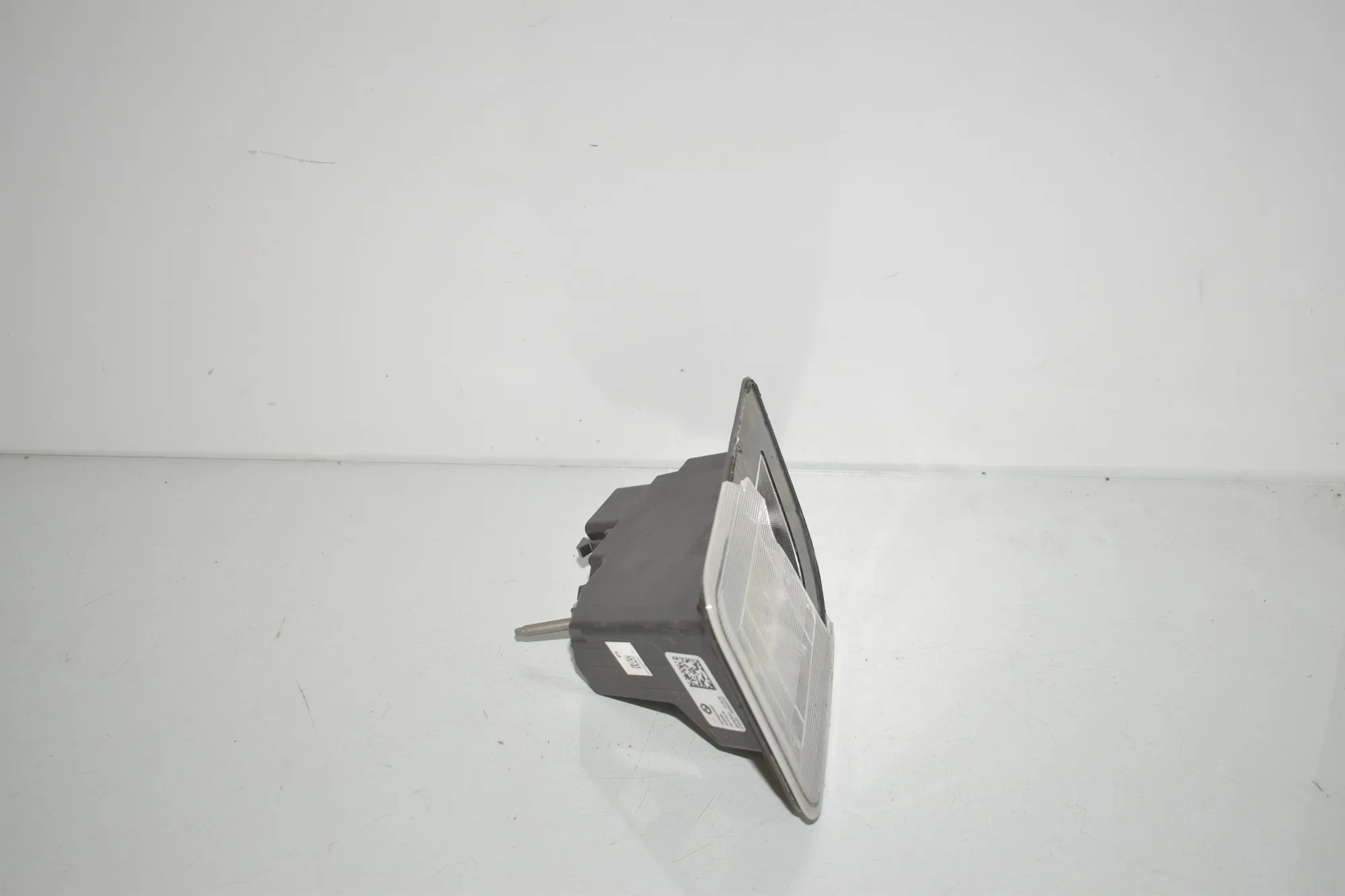 Rear Right Fog Light – OEM 7953792 · BMW iX (I20) BMW iX (I20) xDrive 40 2022 – 2