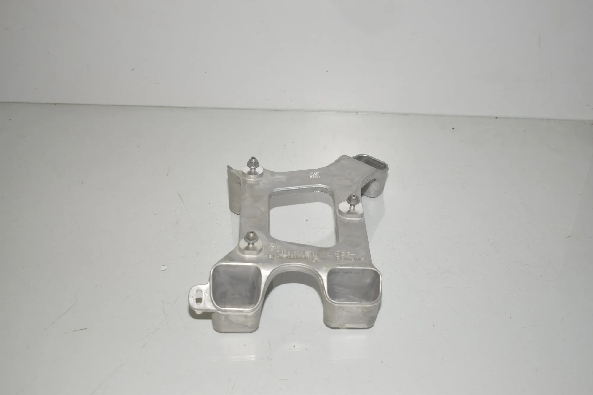 Bracket – OEM 7911623 · BMW iX (I20) BMW iX (I20) xDrive 40 2022 – 2