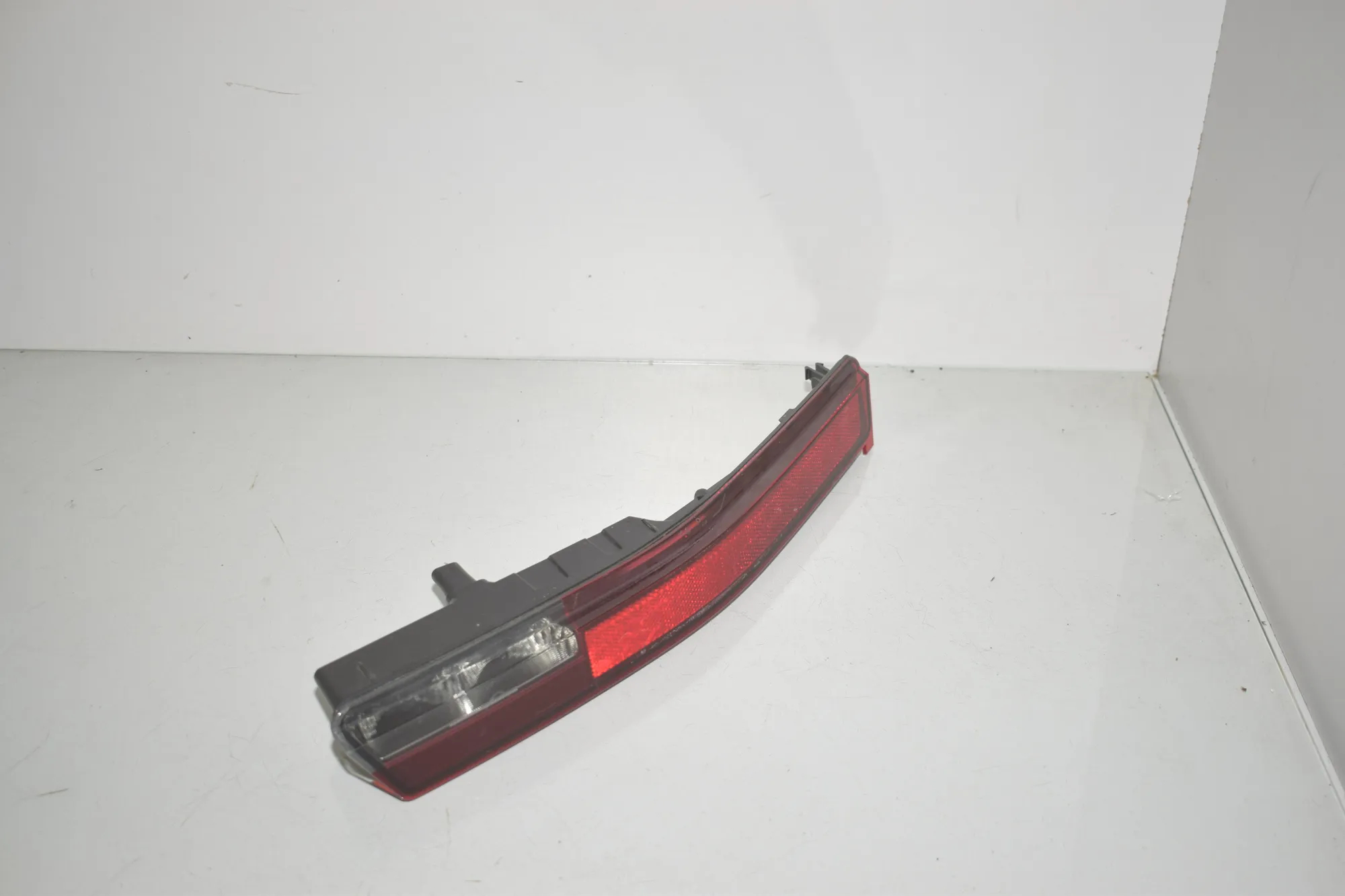 Left Side Tailgate Tail Light – OEM 7953777 · BMW iX (I20) BMW iX (I20) xDrive 40 2022 – 2