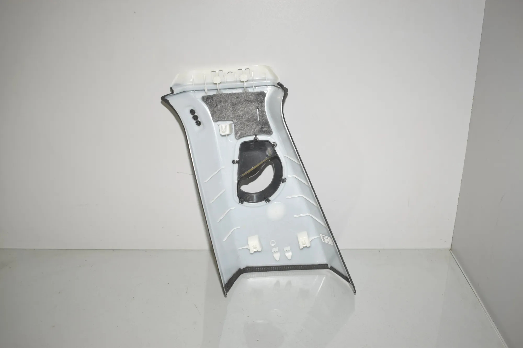 Right Side B Pillar Trim – OEM 5A041C6 · BMW iX (I20) BMW iX (I20) xDrive 40 2022 – 5