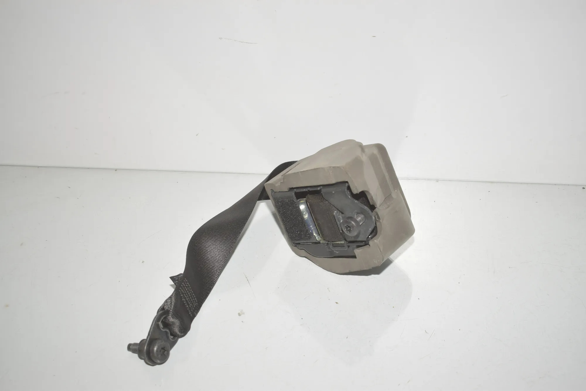 Rear Left Seatbelt – OEM 7911586 · BMW iX (I20) BMW iX (I20) xDrive 40 2022 – 3