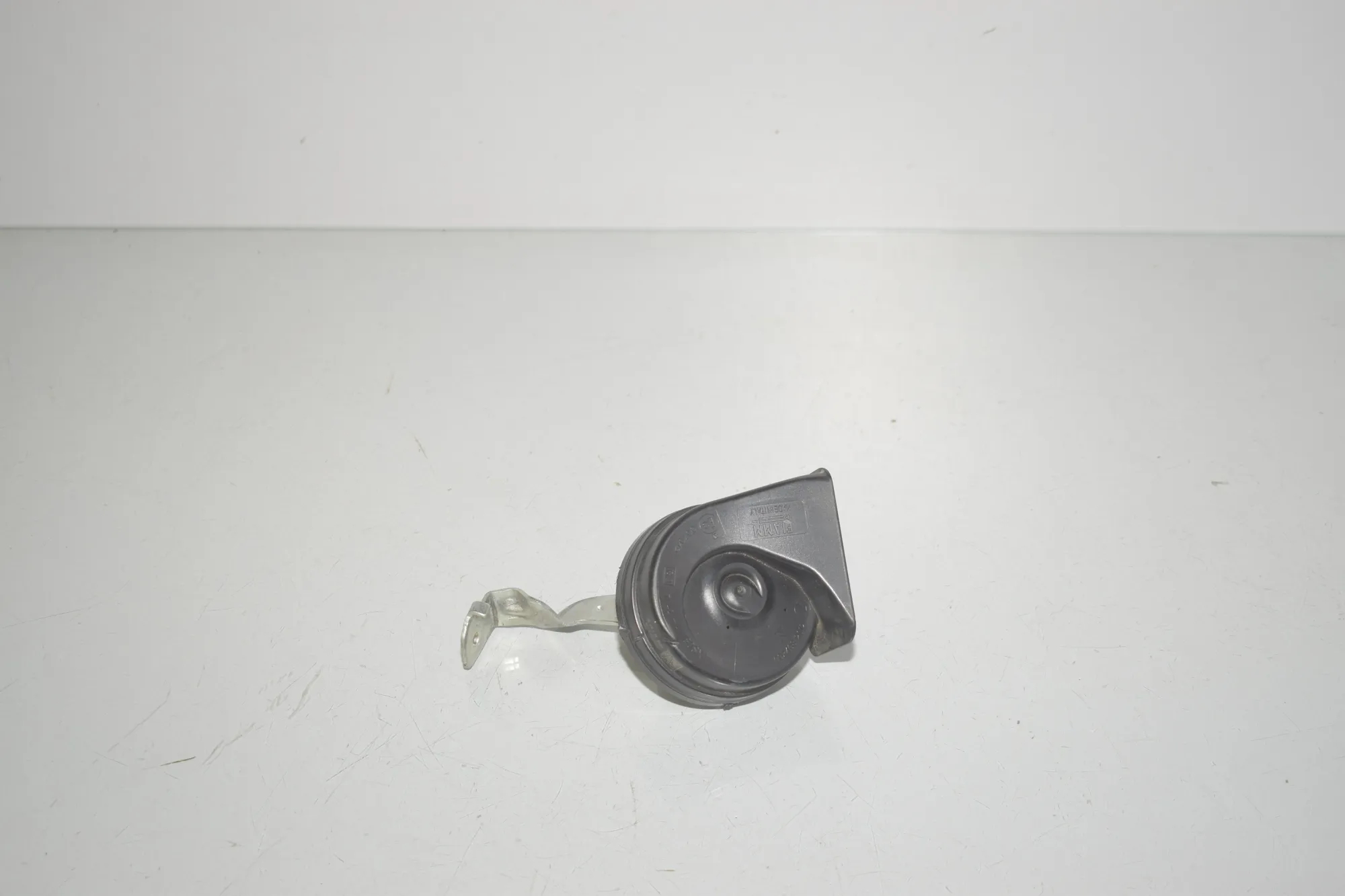 Horn Signal – OEM 7932350 · BMW iX (I20) BMW iX (I20) xDrive 40 2022 – 3