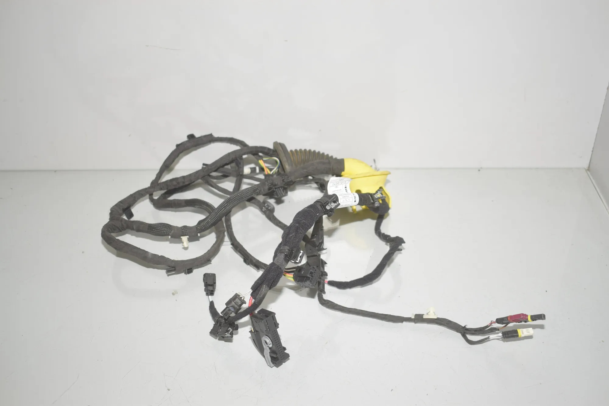 Rear Left Door Wiring – OEM 5A54EF7 · BMW iX (I20) BMW iX (I20) xDrive 40 2022