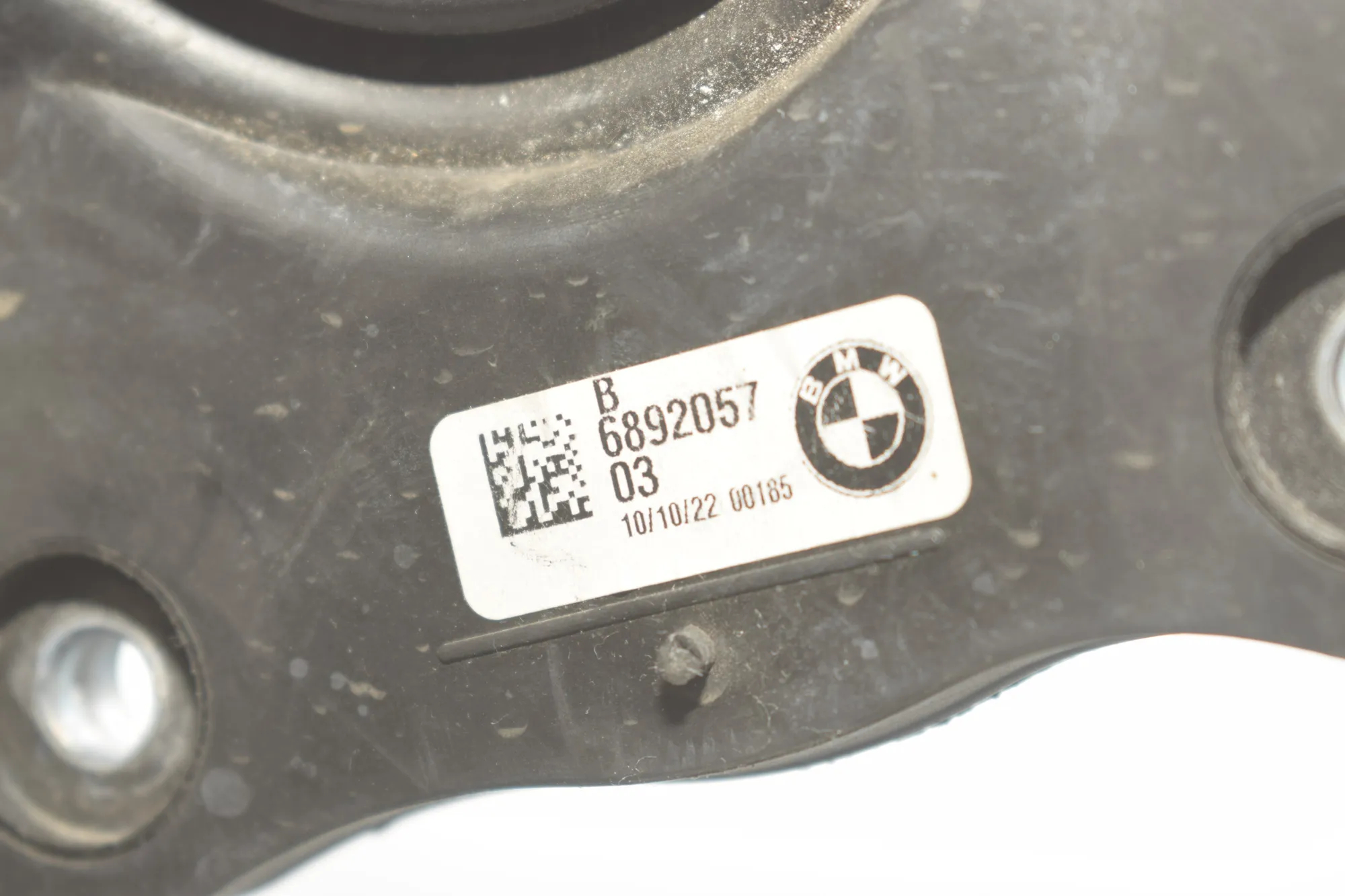 Other Body Parts – OEM 6892057 · BMW iX (I20) BMW iX (I20) xDrive 40 2022 – 5
