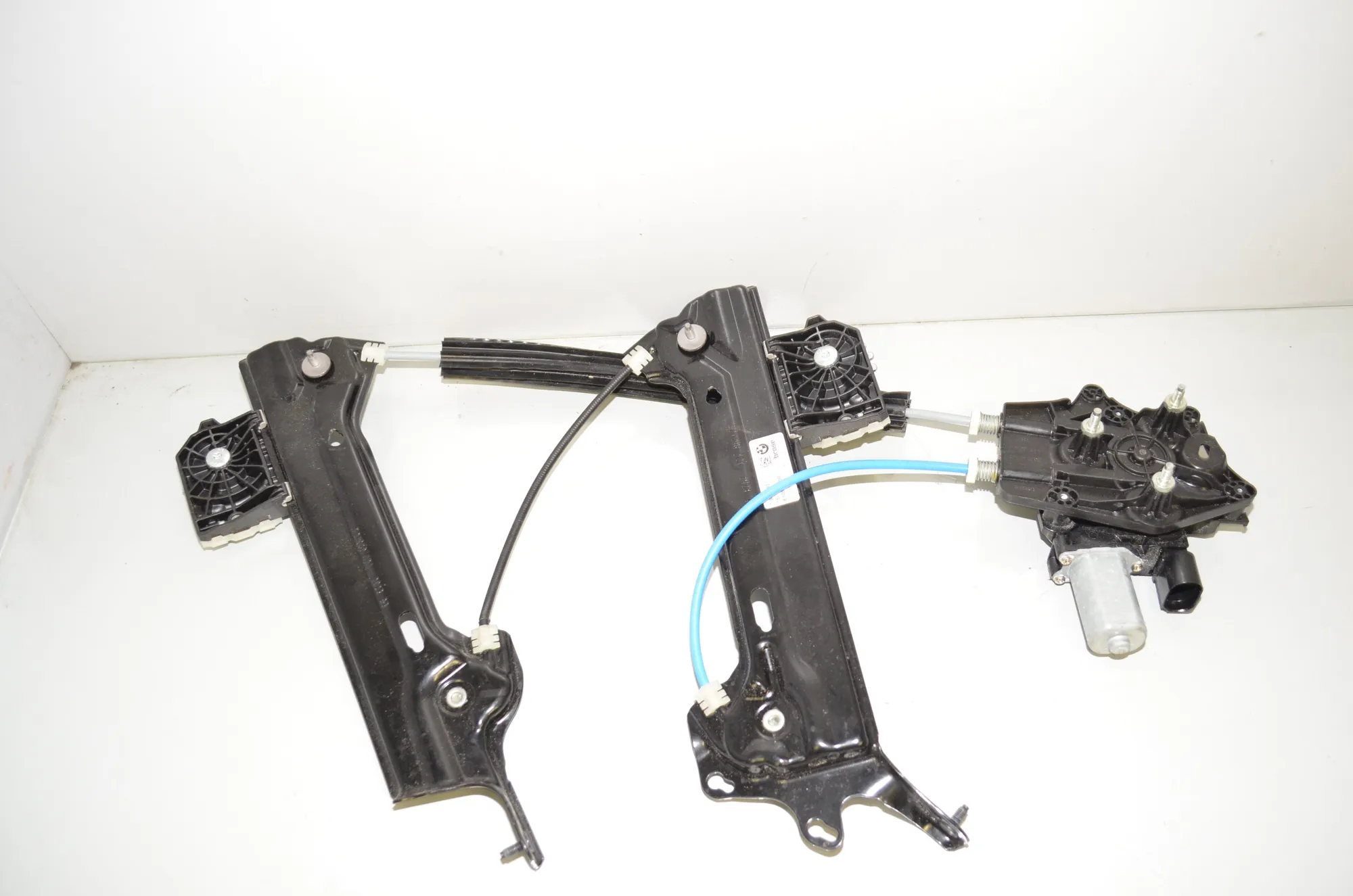Rear Left Door Window Regulator – OEM 7932189 · BMW iX (I20) BMW iX (I20) xDrive 40 2022
