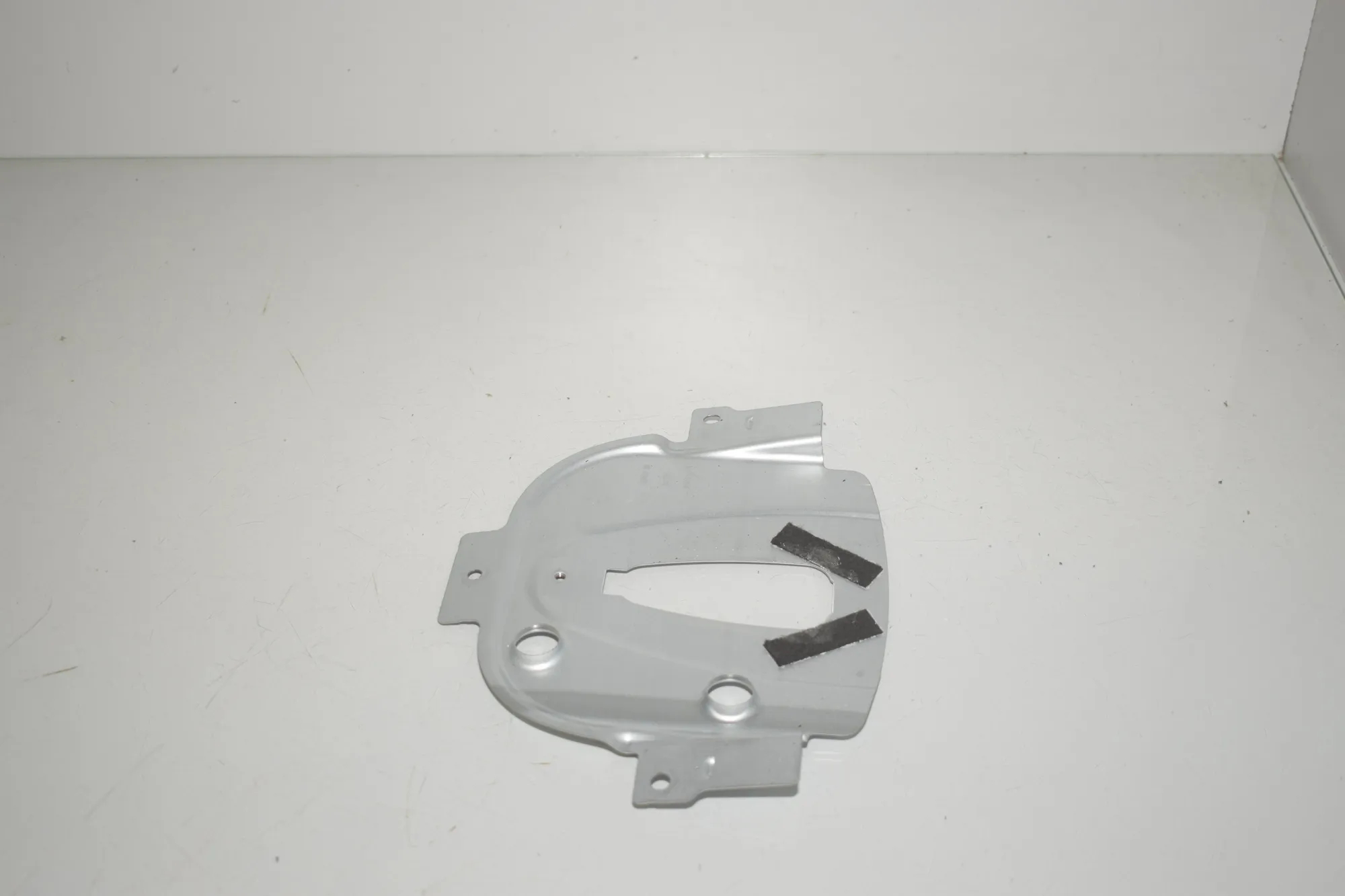 Bracket – OEM 8494955 · BMW iX (I20) BMW iX (I20) xDrive 40 2022 – 3