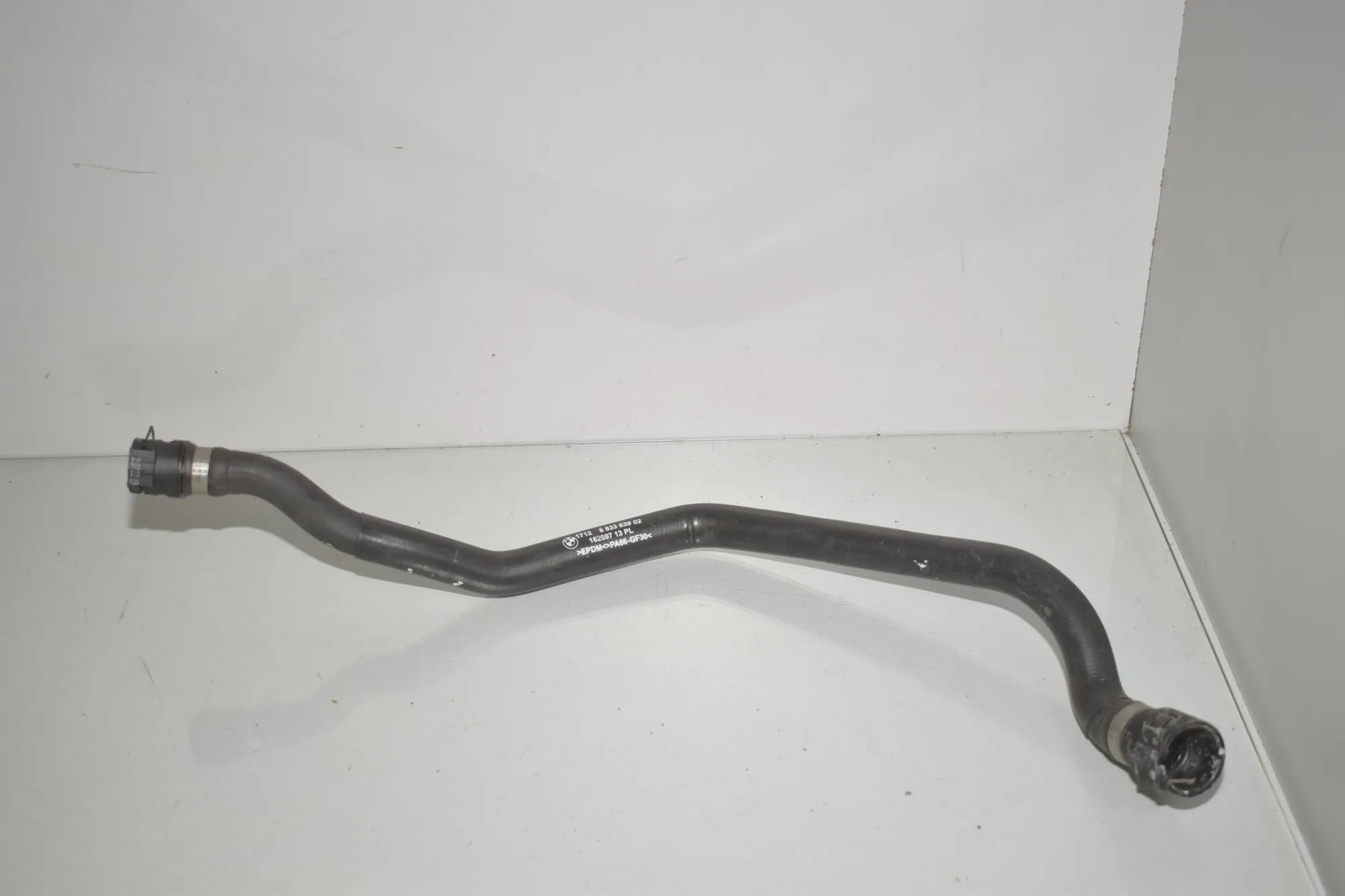 Coolant Hose Pipe – OEM 8833639 · BMW iX (I20) BMW iX (I20) xDrive 40 2022 – 2