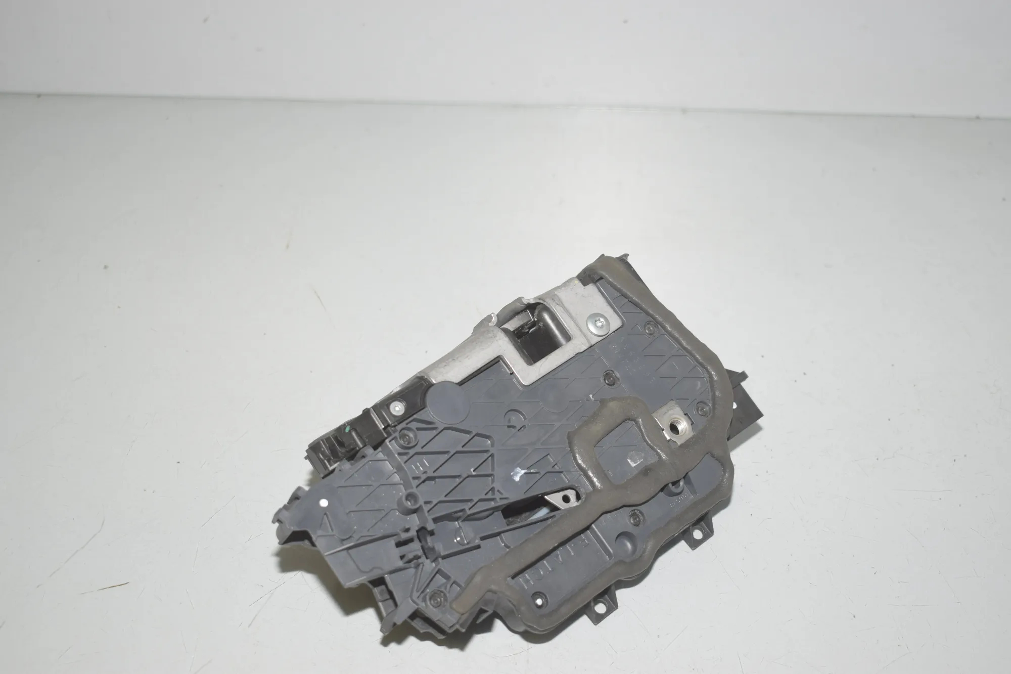 Front Left Door Lock – OEM 5A258D1 · BMW iX (I20) BMW iX (I20) xDrive 40 2022 – 3