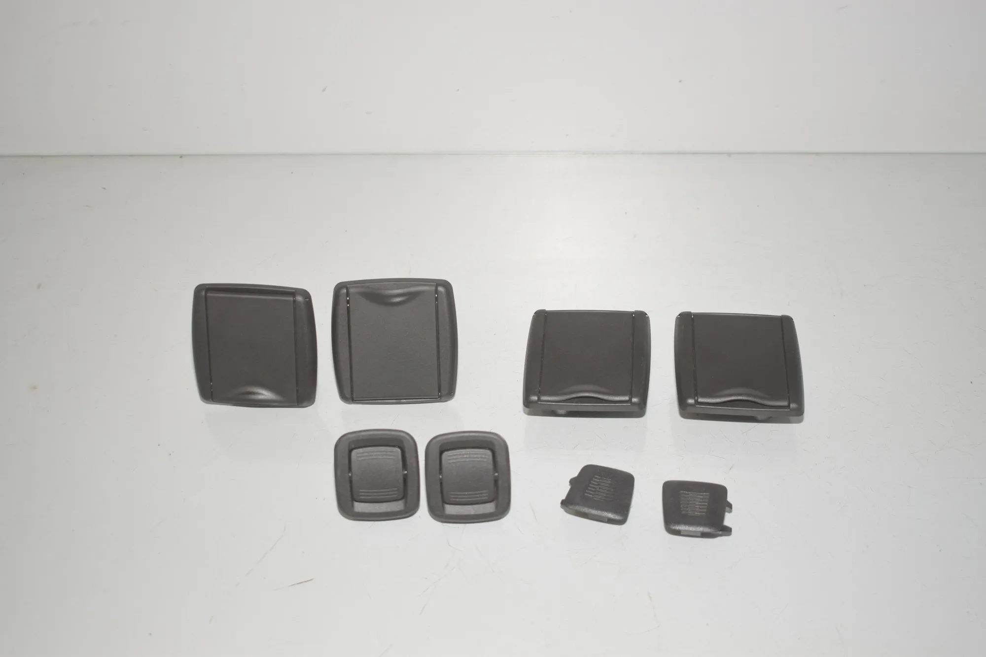 Other Interior Parts – OEM 6926692 · BMW iX (I20) BMW iX (I20) xDrive 40 2022