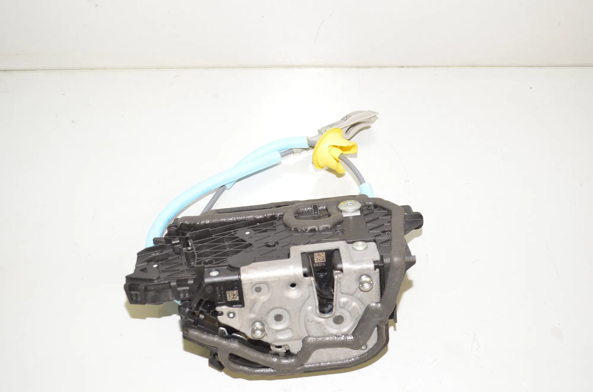 Front Right Door Lock – OEM 7932208 · BMW iX (I20) BMW iX (I20) xDrive 40 2022