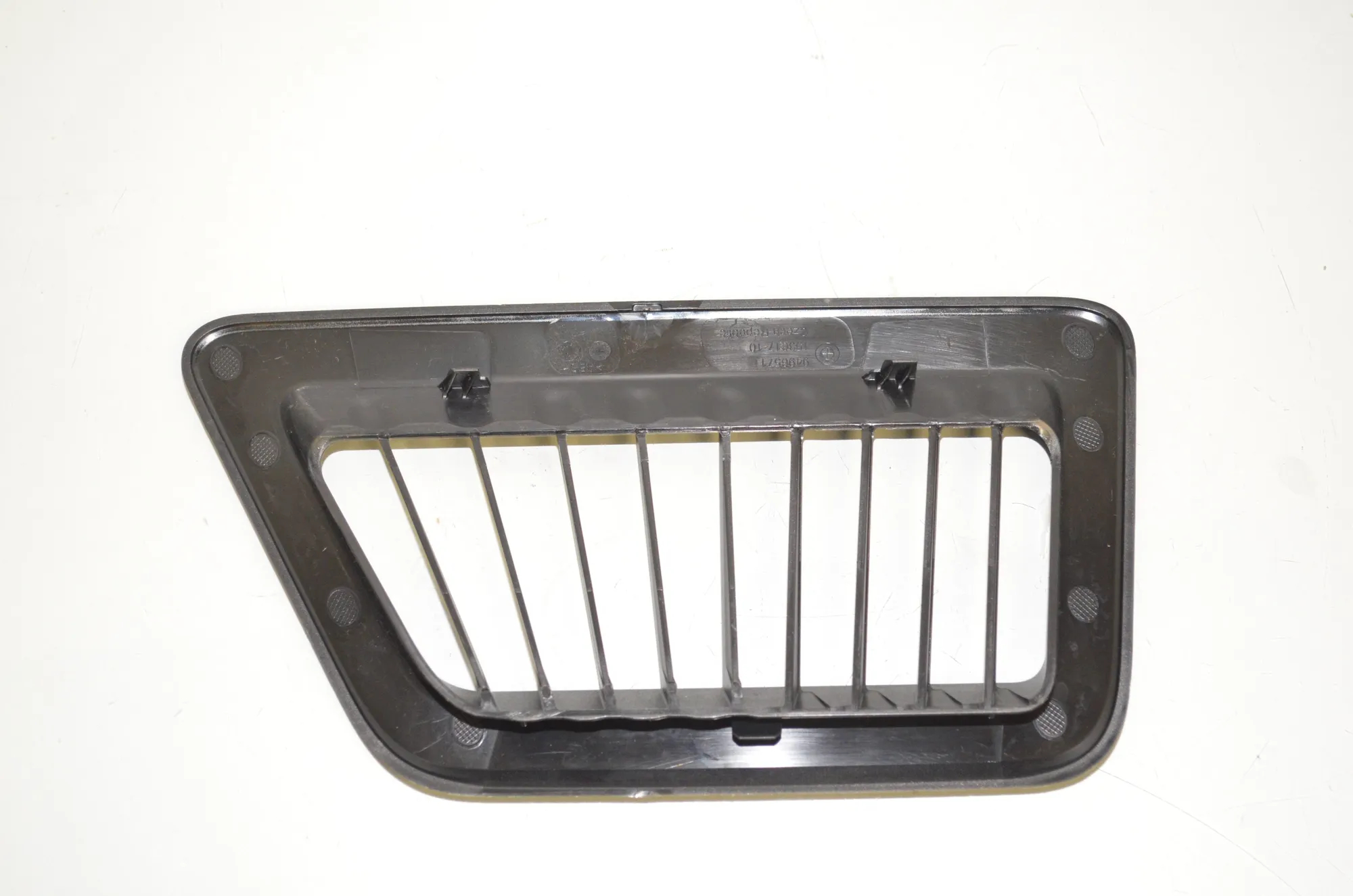 Grilles – OEM 9496571 · BMW iX (I20) BMW iX (I20) xDrive 40 2022 – 3
