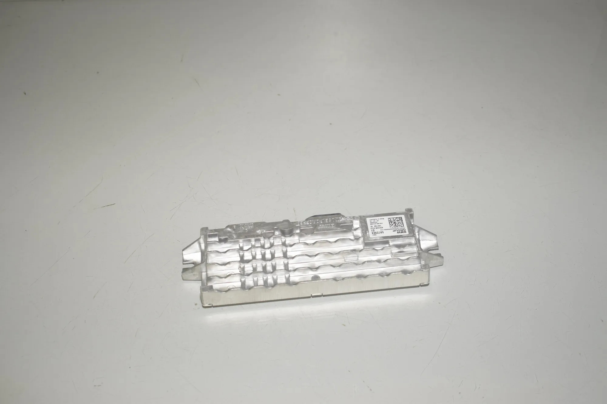 Other Control Units – OEM 5A729E8 · BMW iX (I20) BMW iX (I20) xDrive50 2023 – 4