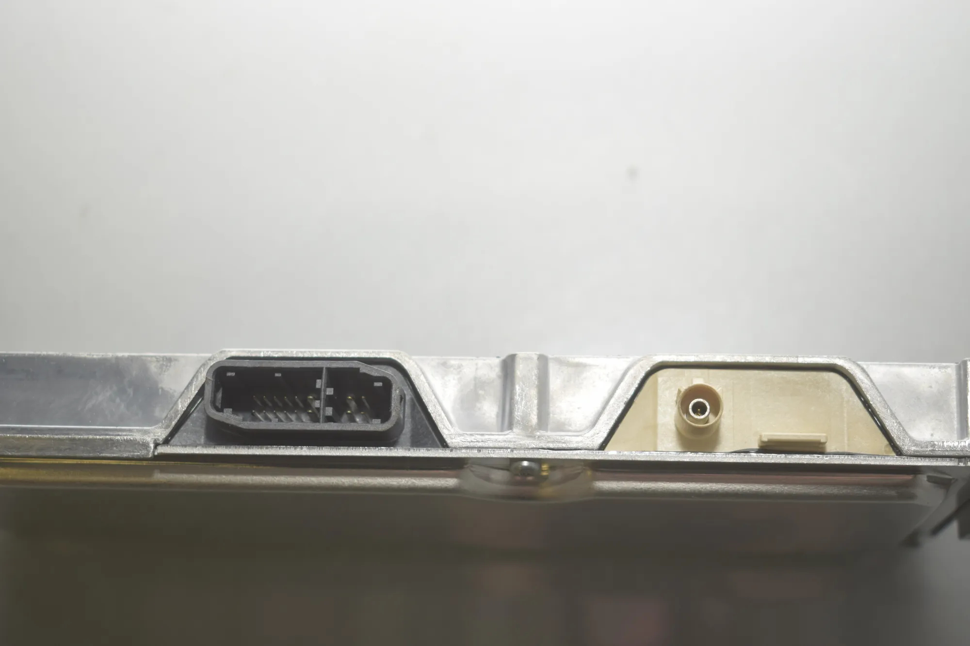 Other Control Units – OEM 5A729E8 · BMW iX (I20) BMW iX (I20) xDrive50 2023 – 3
