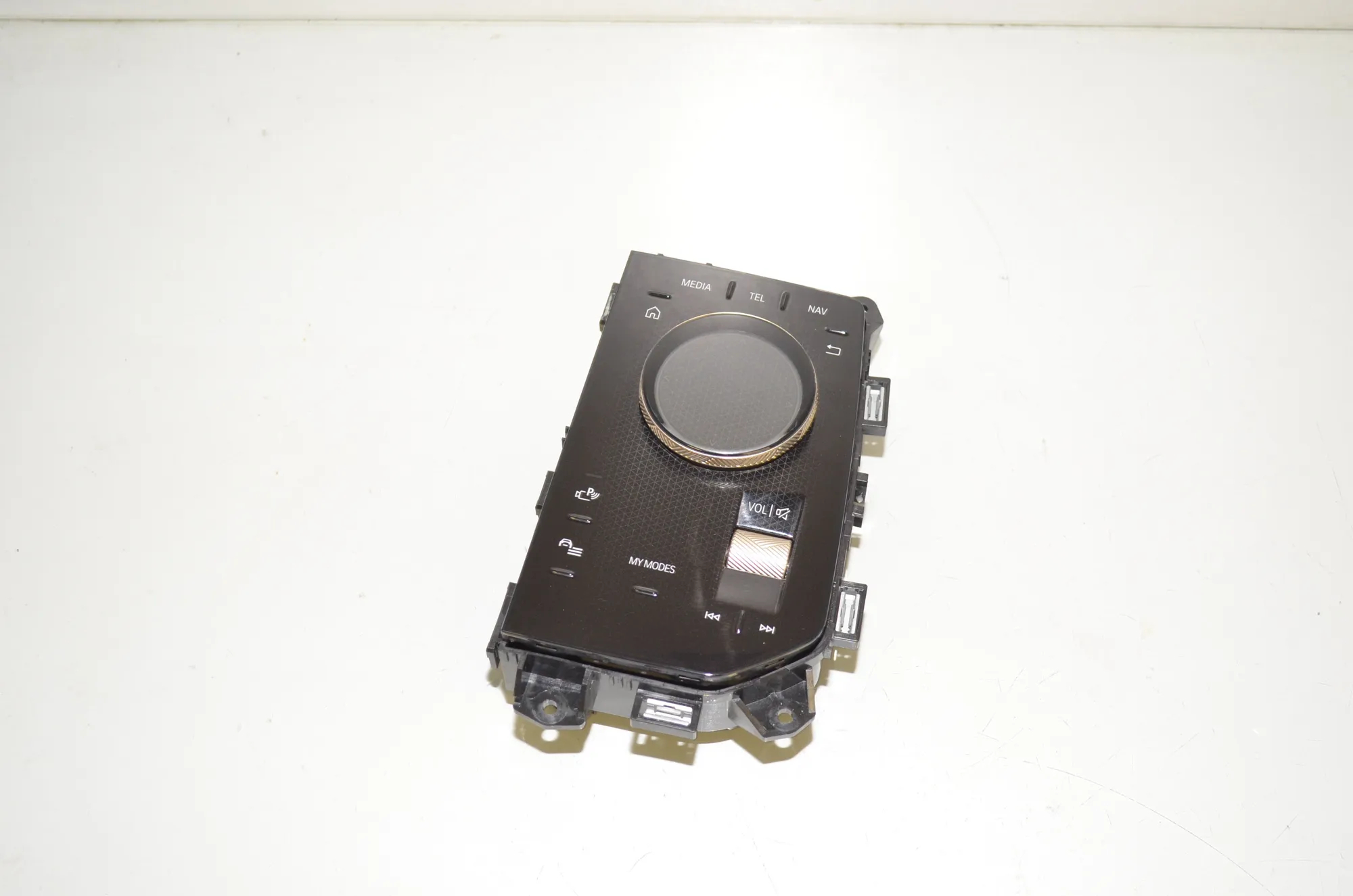 Navigation Control Knob – OEM 5A5CC75 · BMW iX (I20) BMW iX (I20) xDrive50 2023