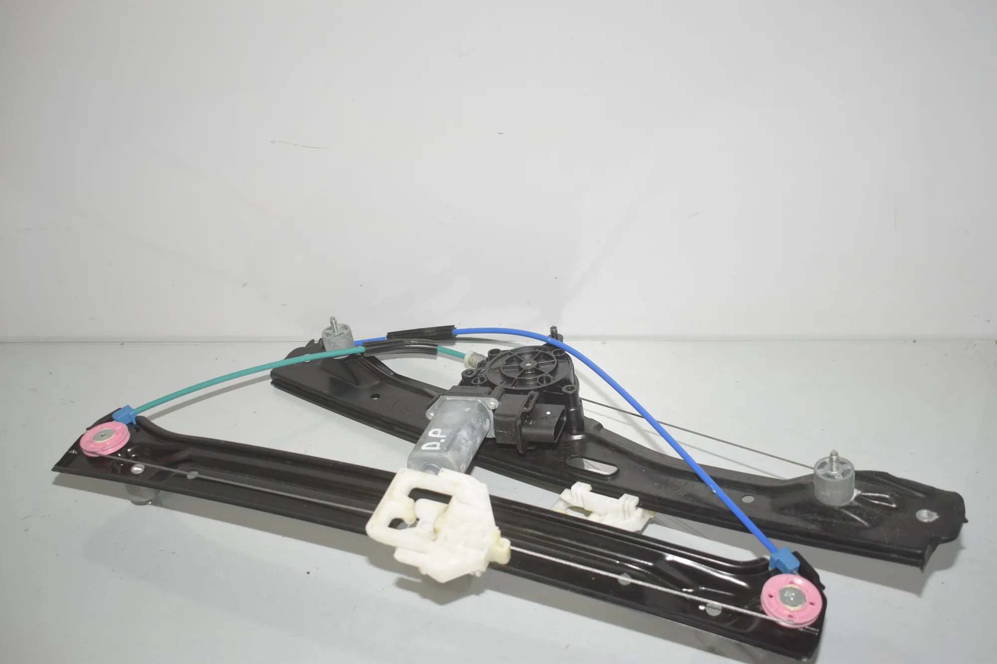 Front Right Door Window Regulator – OEM 7349514 · BMW X1 (F48) xDrive 20 d 2016