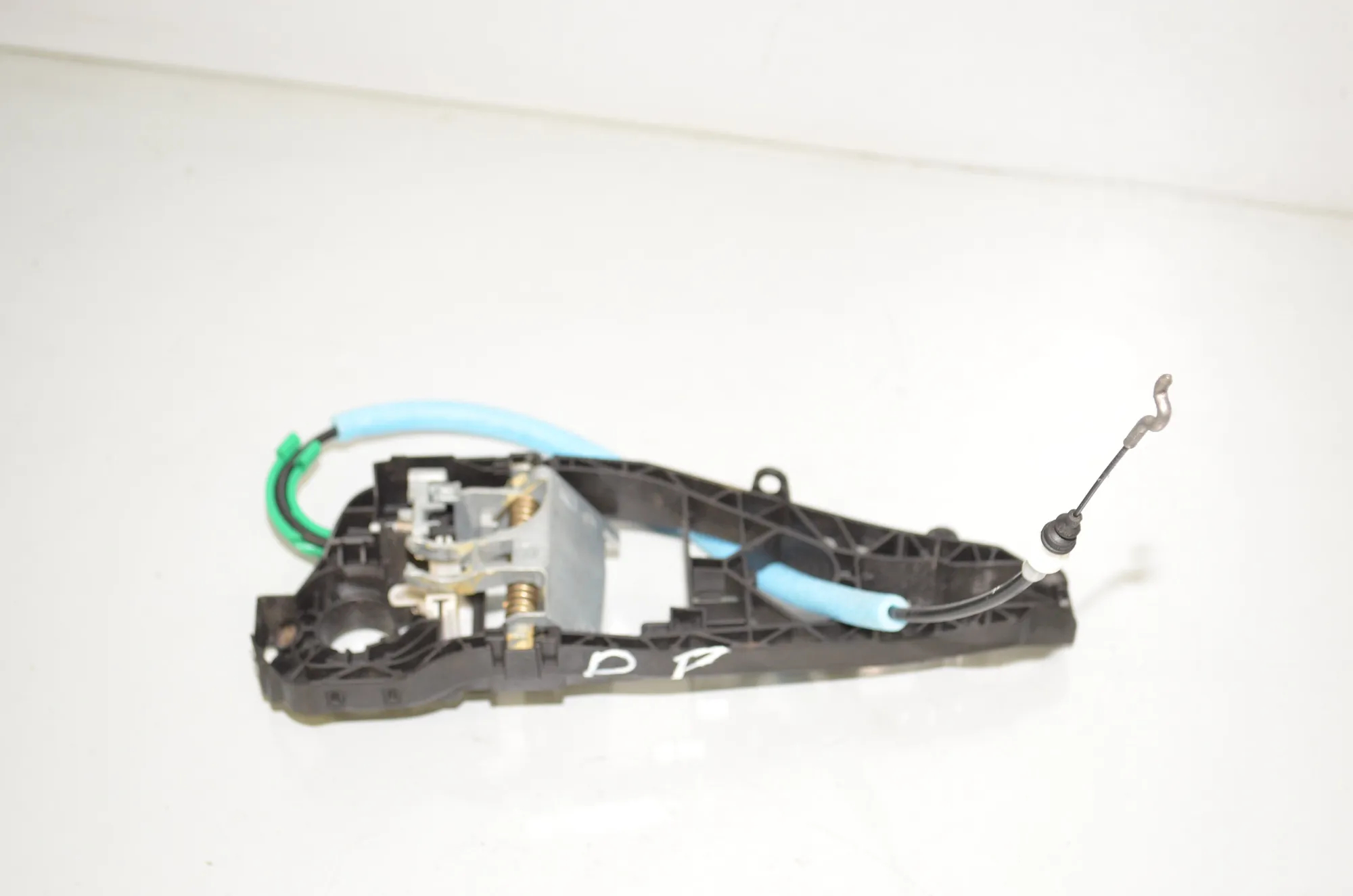 Front Right Door Interior Handle Frame – OEM 7401210 · BMW X1 (F48) xDrive 20 d 2016 – 4