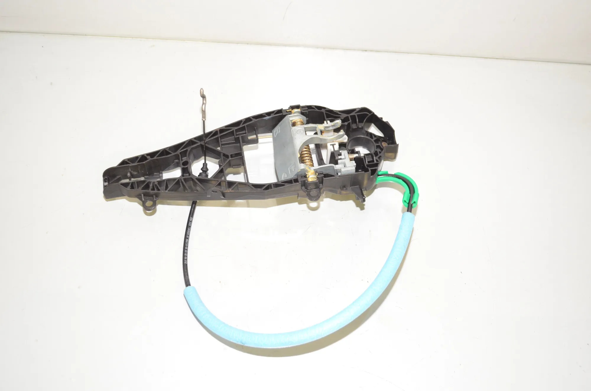 Front Right Door Interior Handle Frame – OEM 7401210 · BMW X1 (F48) xDrive 20 d 2016 – 3