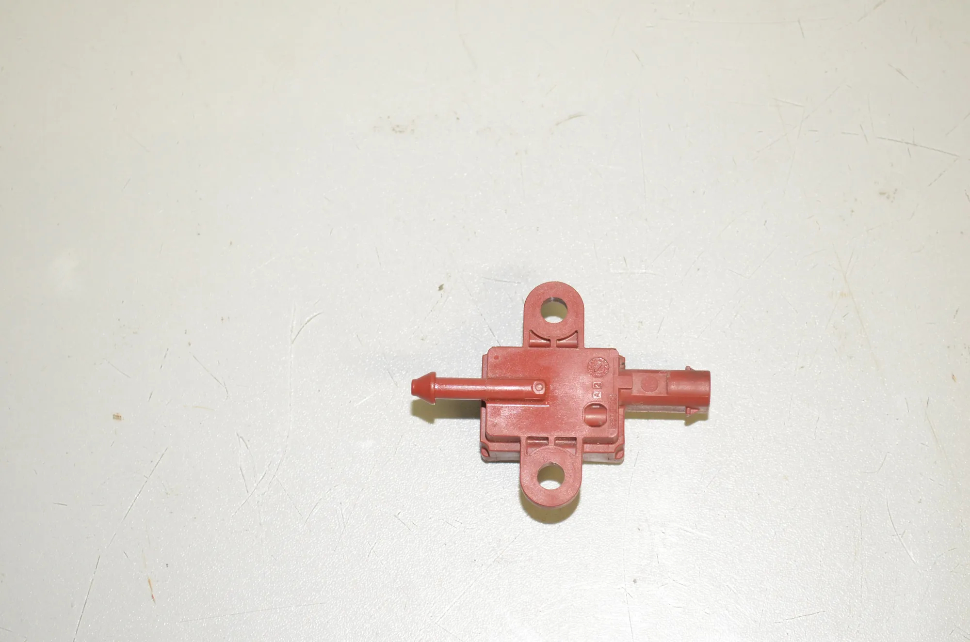 Crash Impact Sensor – OEM 9354290 · BMW X1 (F48) xDrive 20 d 2016 – 2