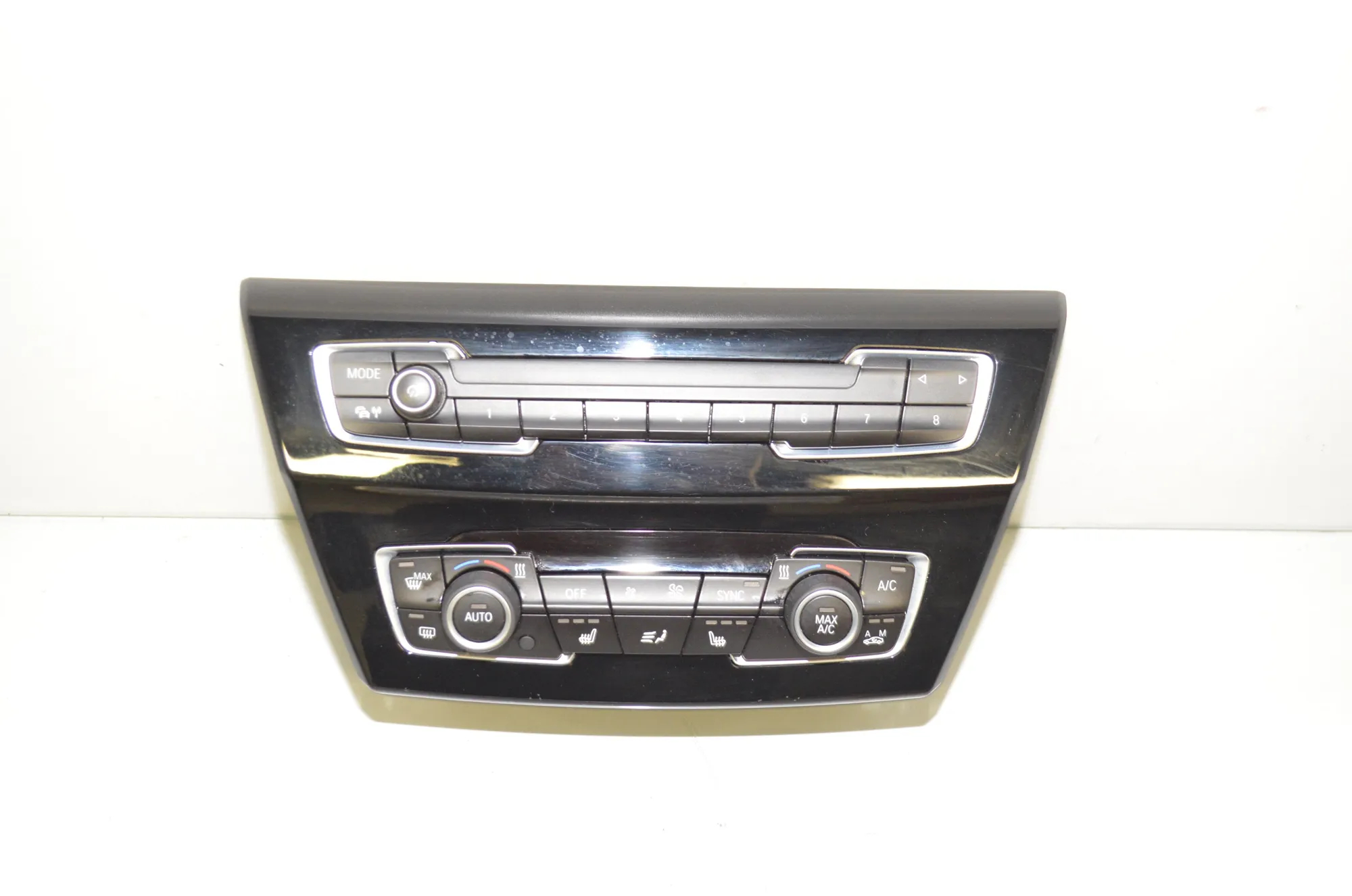 Climate Control Unit – OEM 9371457 · BMW X1 (F48) xDrive 20 d 2016
