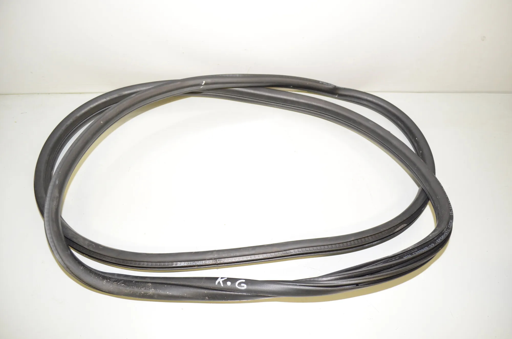 Rear Left Door Seal Rubber – OEM 7440034 · BMW X1 (F48) xDrive 20 d 2016