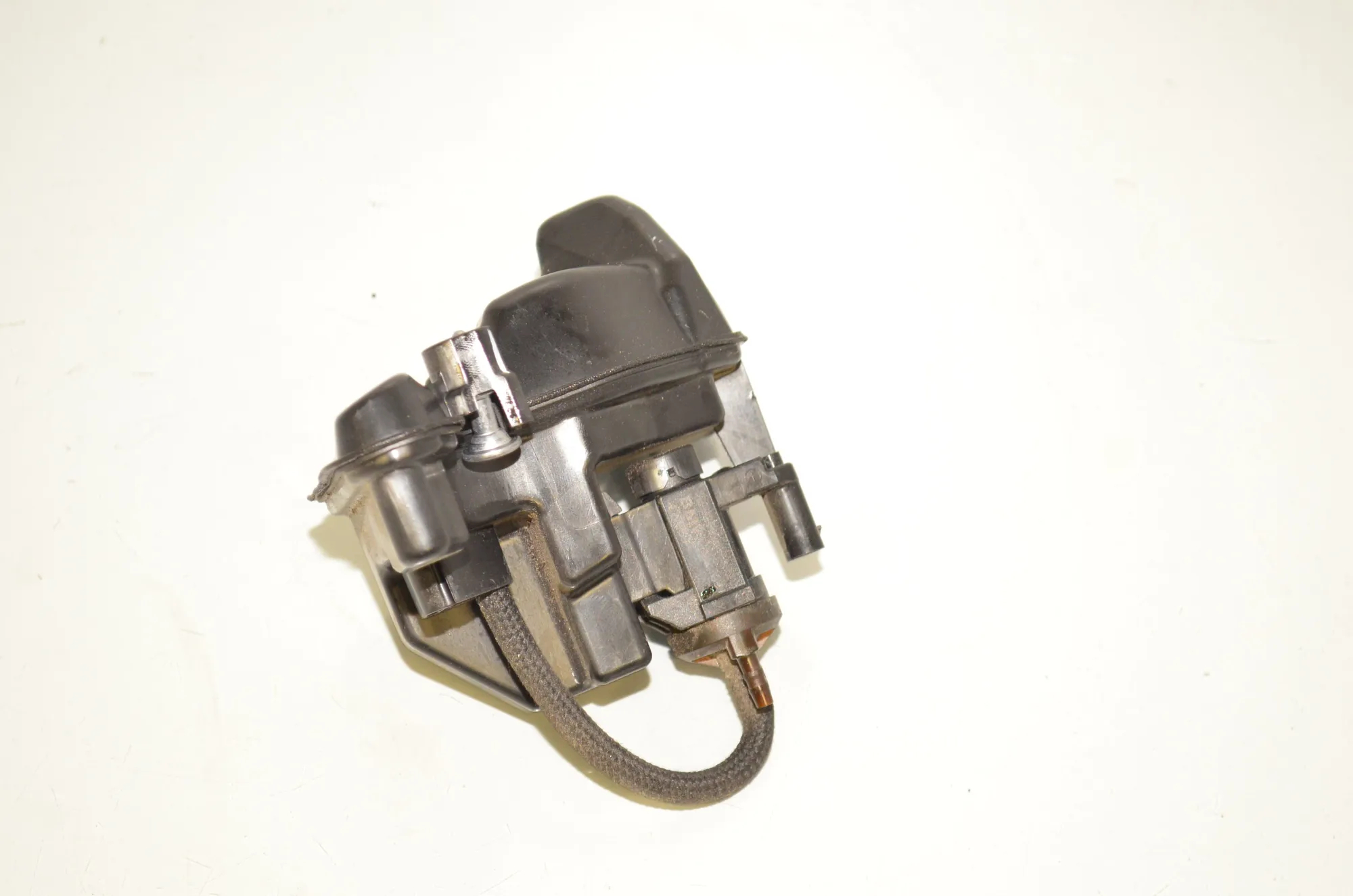 Vacuum Tank – OEM 8581292 · BMW 3 Touring (G21) (2019 - -) 318 d 2021 – 2