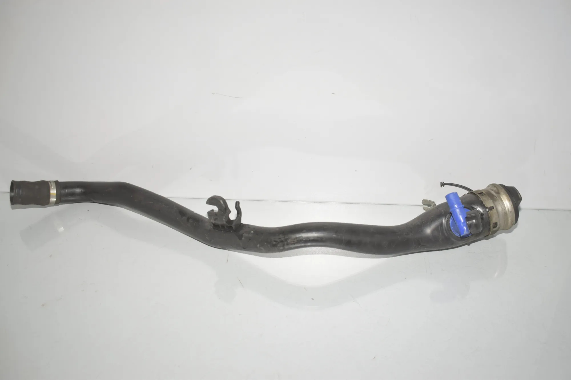 Fuel Tank Pipe – OEM 7300504 · BMW 2 Gran Tourer (F46) 220 d xDrive 2016