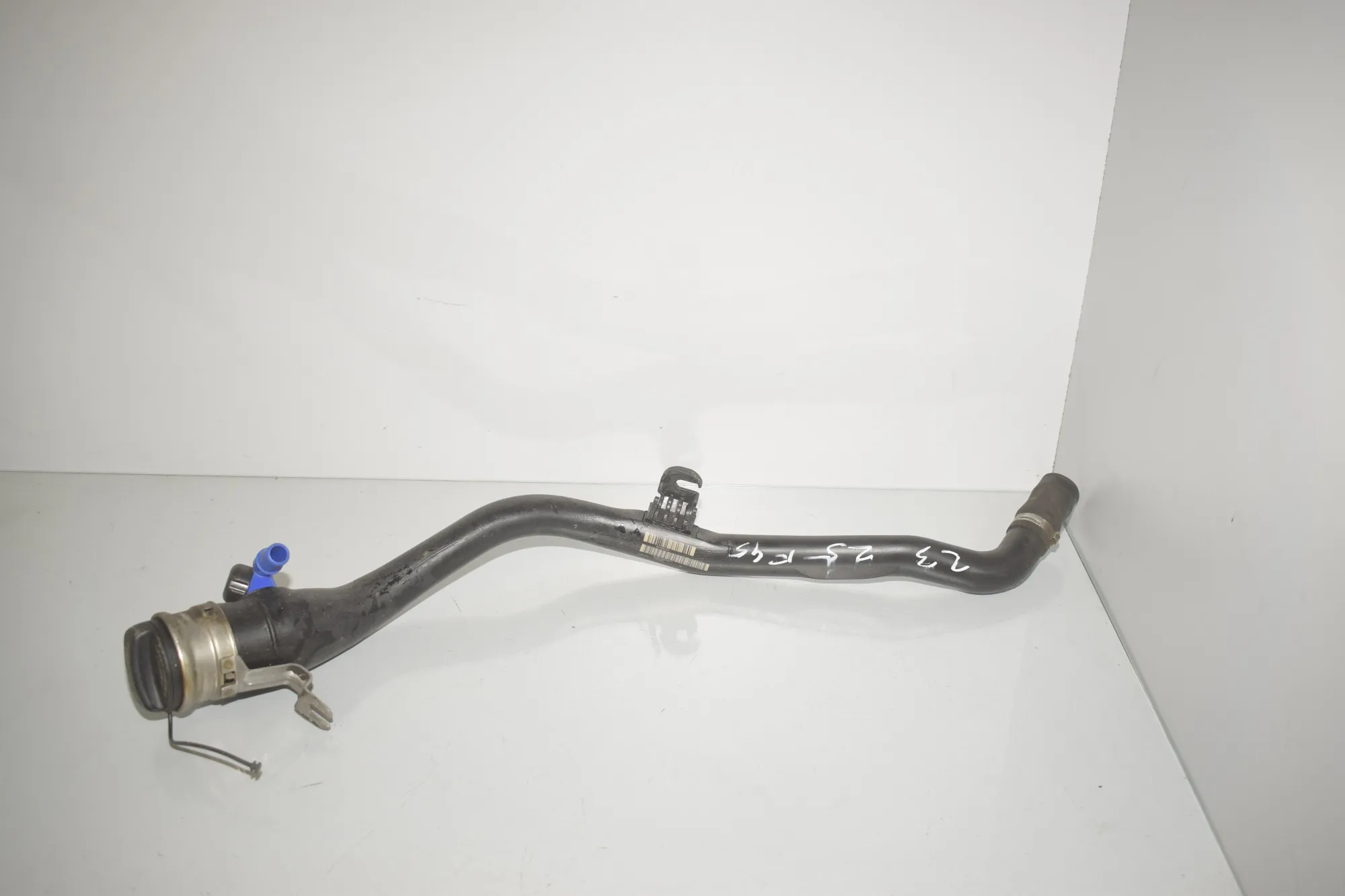 Fuel Tank Pipe – OEM 7300504 · BMW 2 Gran Tourer (F46) 220 d xDrive 2016 – 4