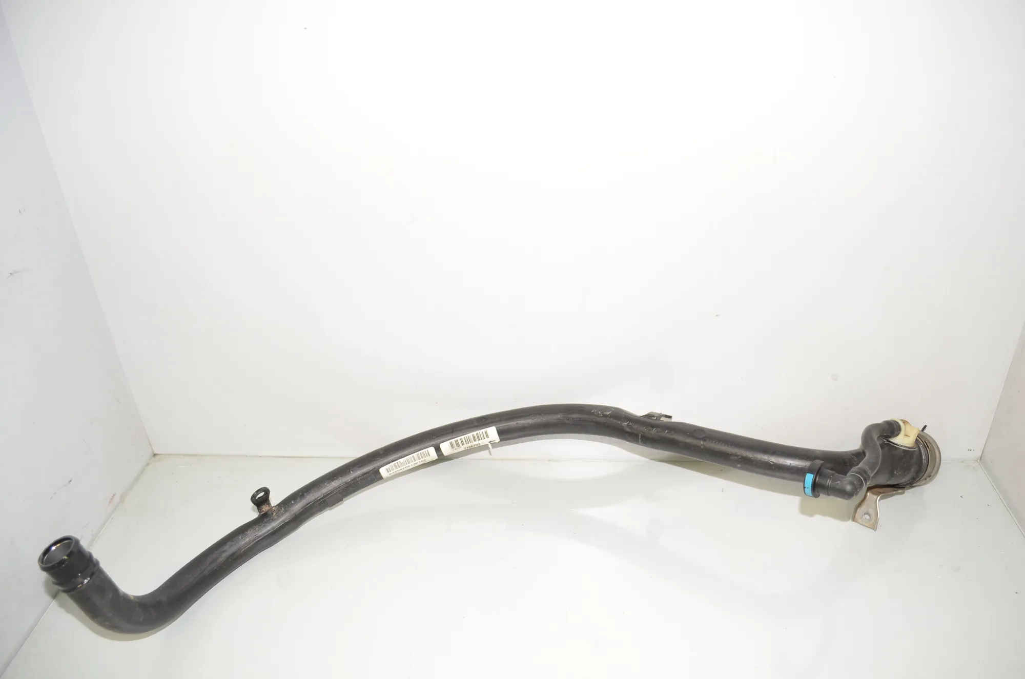 Fuel Tank Pipe – OEM 7186702 · BMW X5 (E70) xDrive 30 d 2011